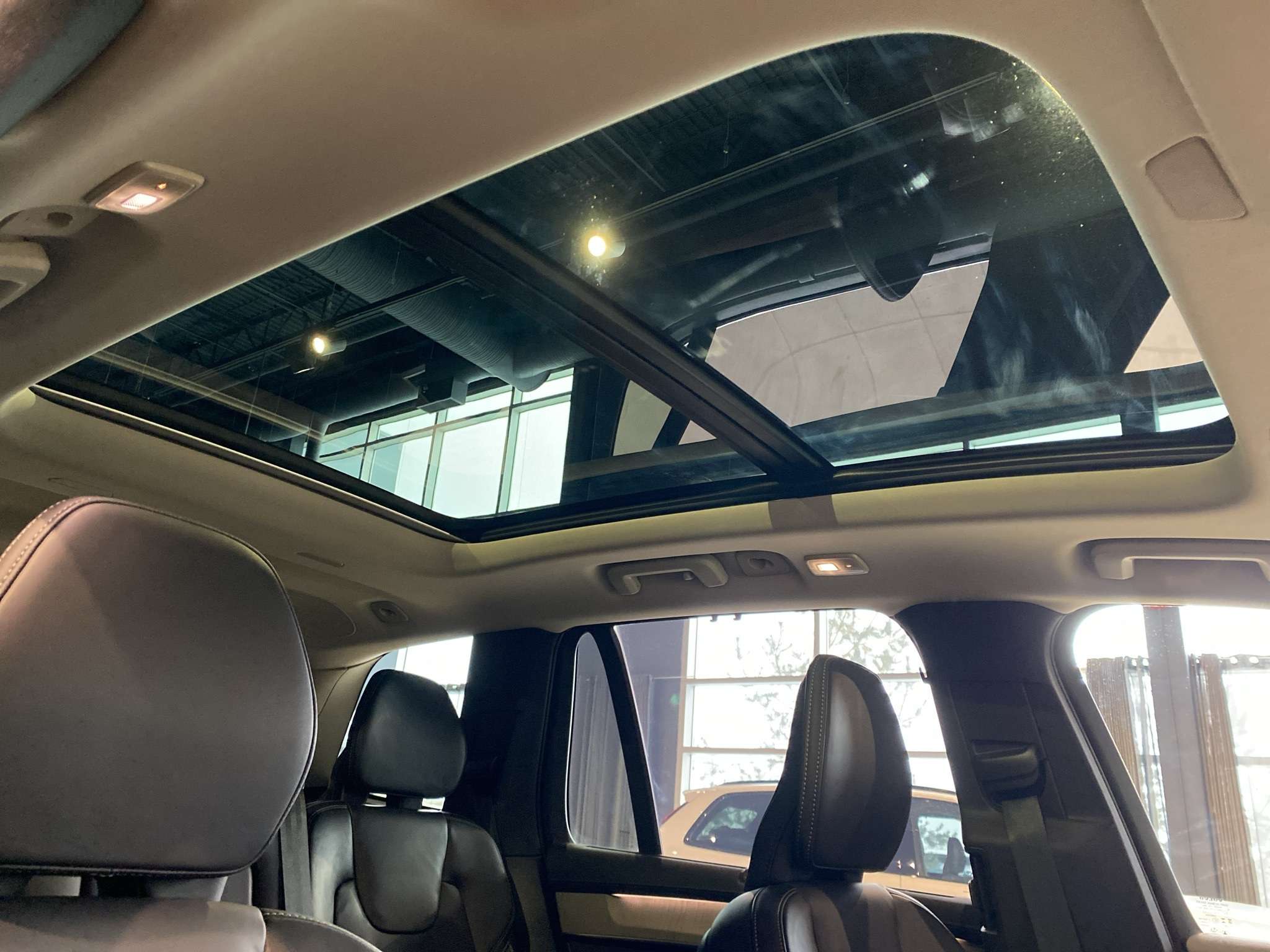 2026 Volvo XC90 B6 AWD Ultra Bright Theme 7-Seater thumb 24