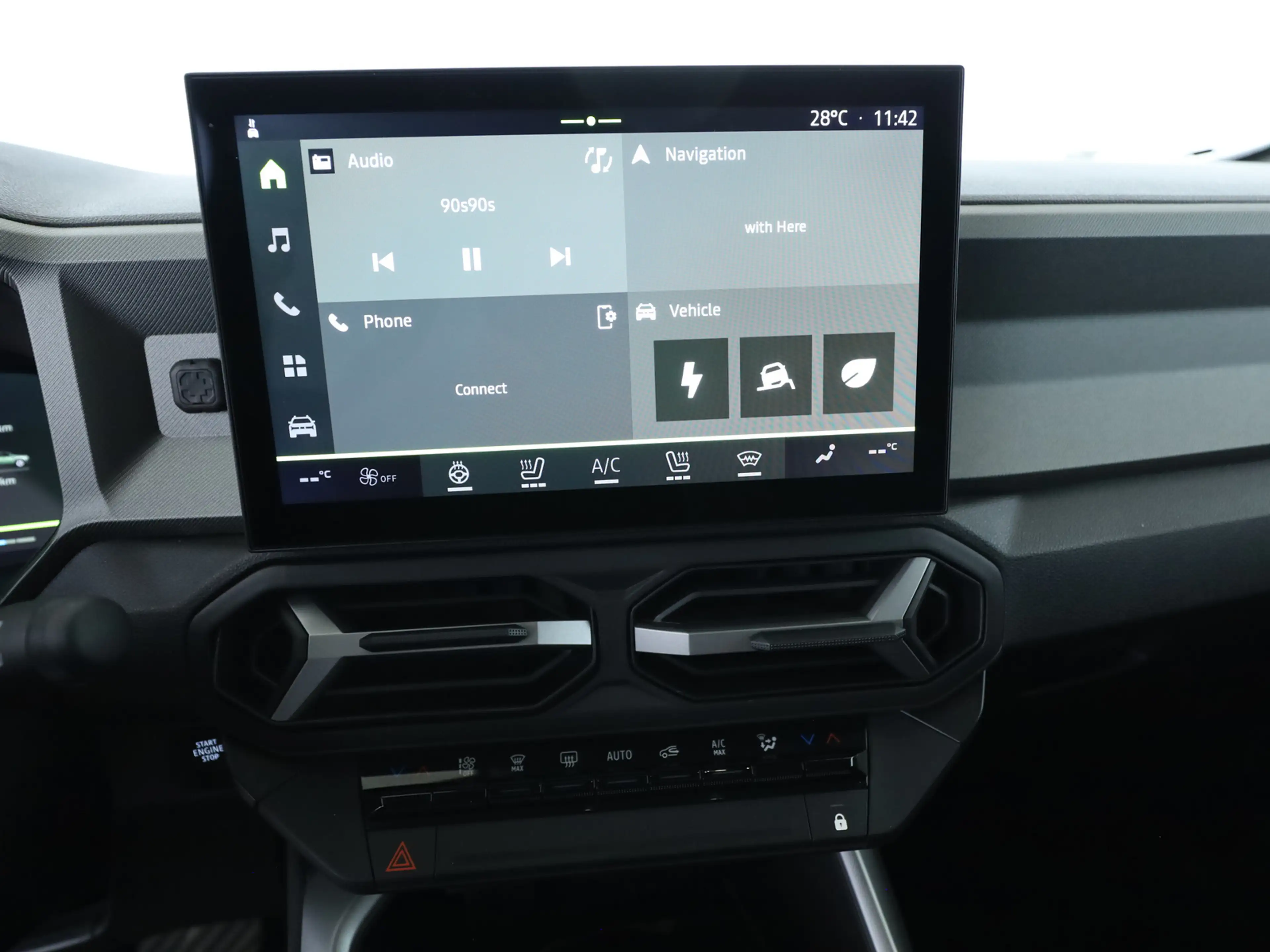 Dacia Bigster 1.8 E-TECH Hybrid 155 Journey — photo 29
