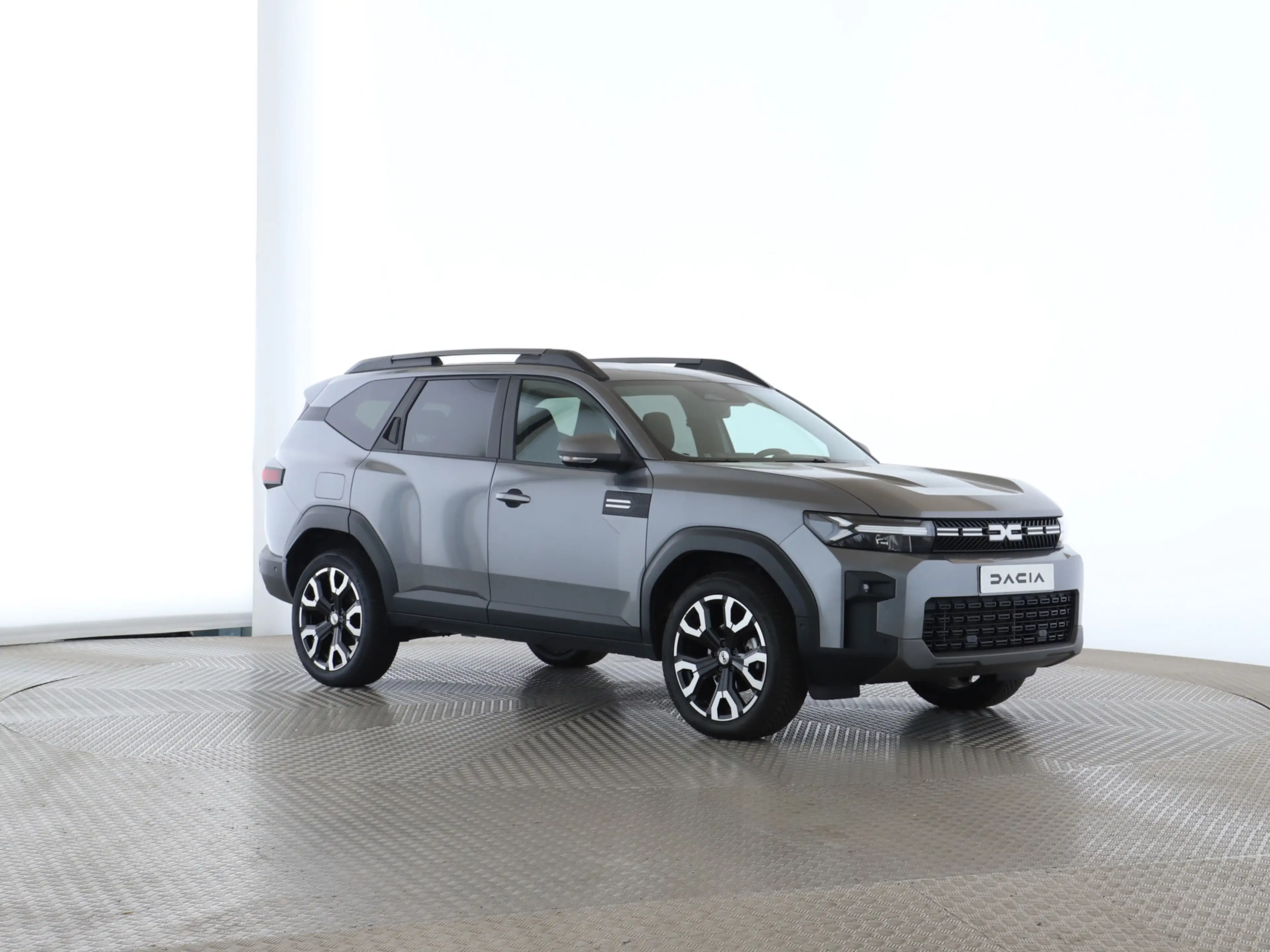 Dacia Bigster 1.8 E-TECH Hybrid 155 Journey — photo 23