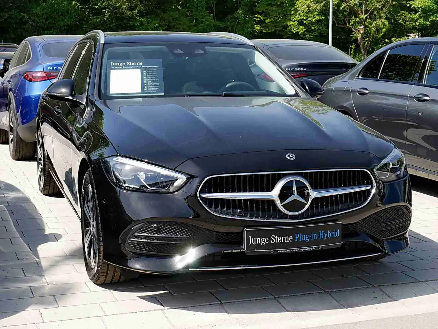 Mercedes-Benz C 300 de 4M T AVANTGARDE+DIST.+PANO+AHK+MEMORY++ Schwarz - 2