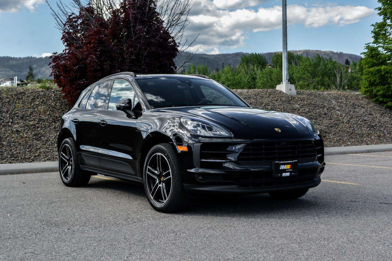 2021 Porsche Macan S AWD, One Owner, No Accidents, Dealer Serviced, L