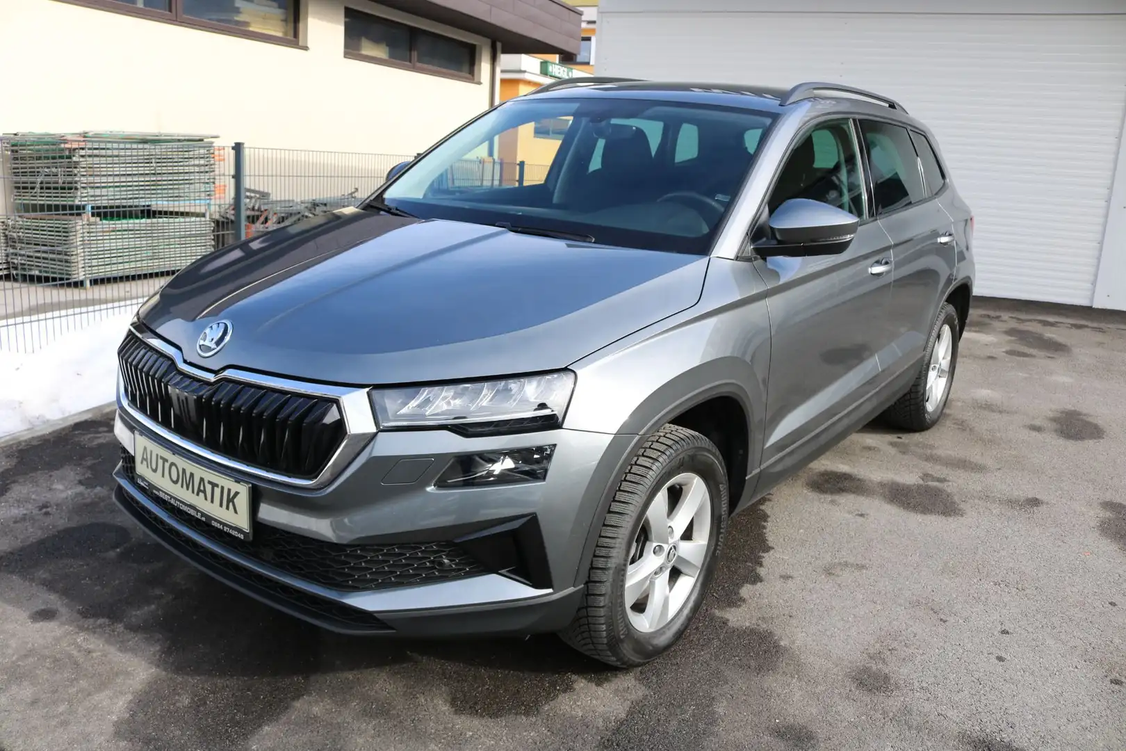 Skoda Karoq 1,5 TSI ACT DSG Ambition Grau - 1
