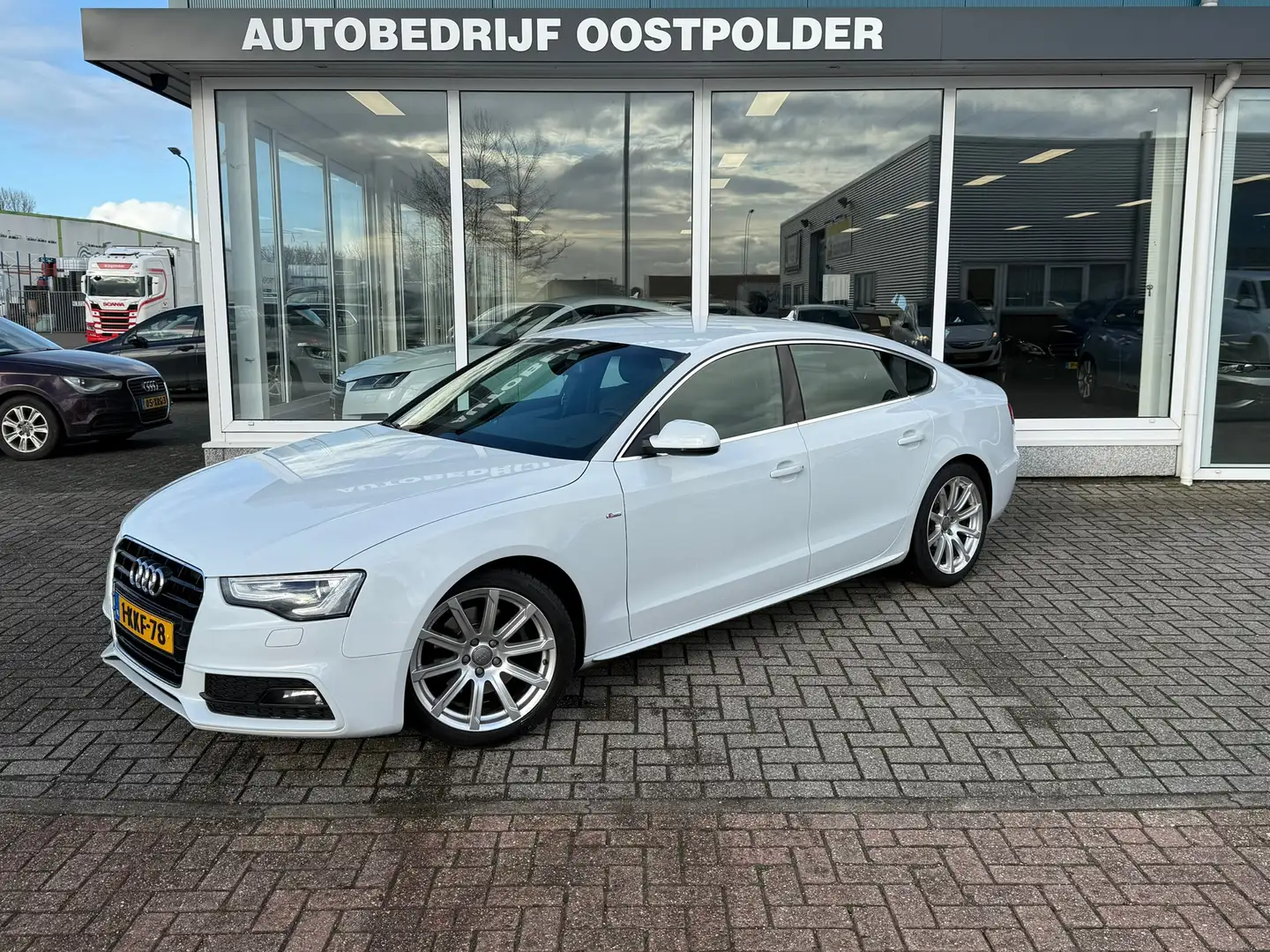 Audi A5 Sportback 1.8 TFSI S Edition Wit - 1