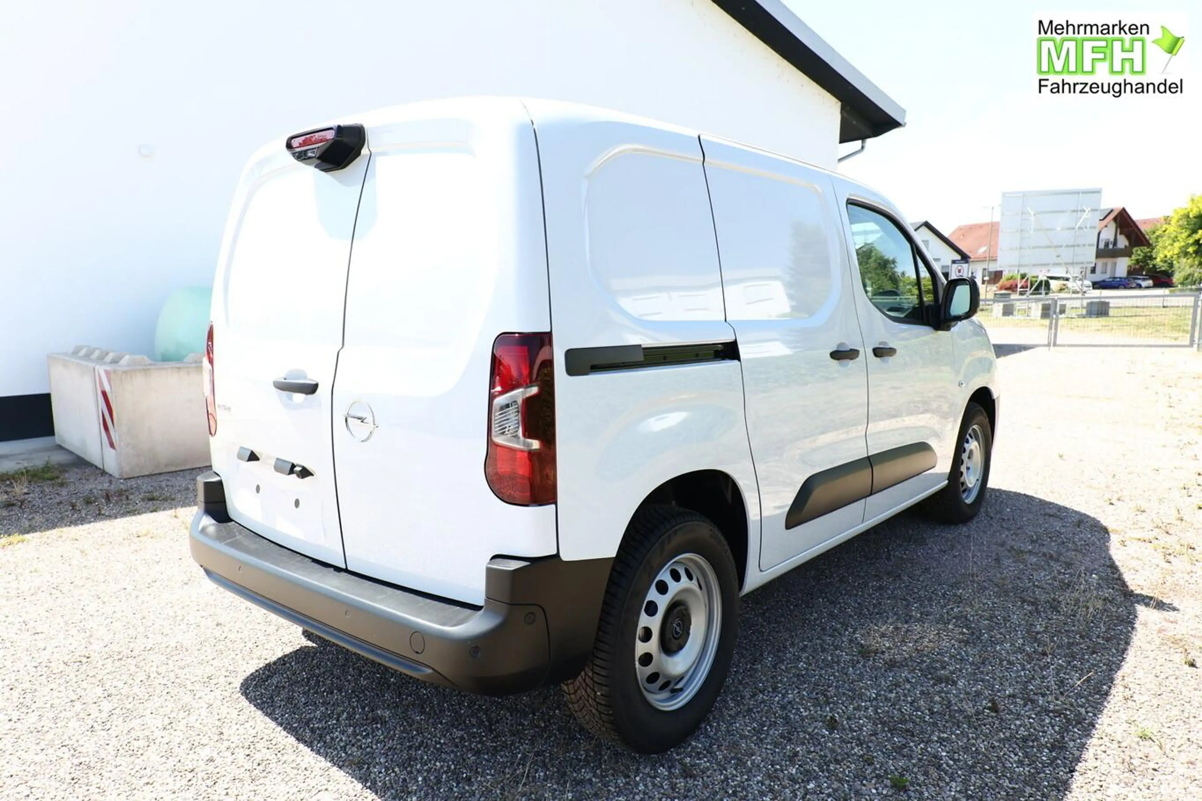 Opel Combo ComfortConnectP WinterP WorksiteP 75 kW (102 PS... — photo 2