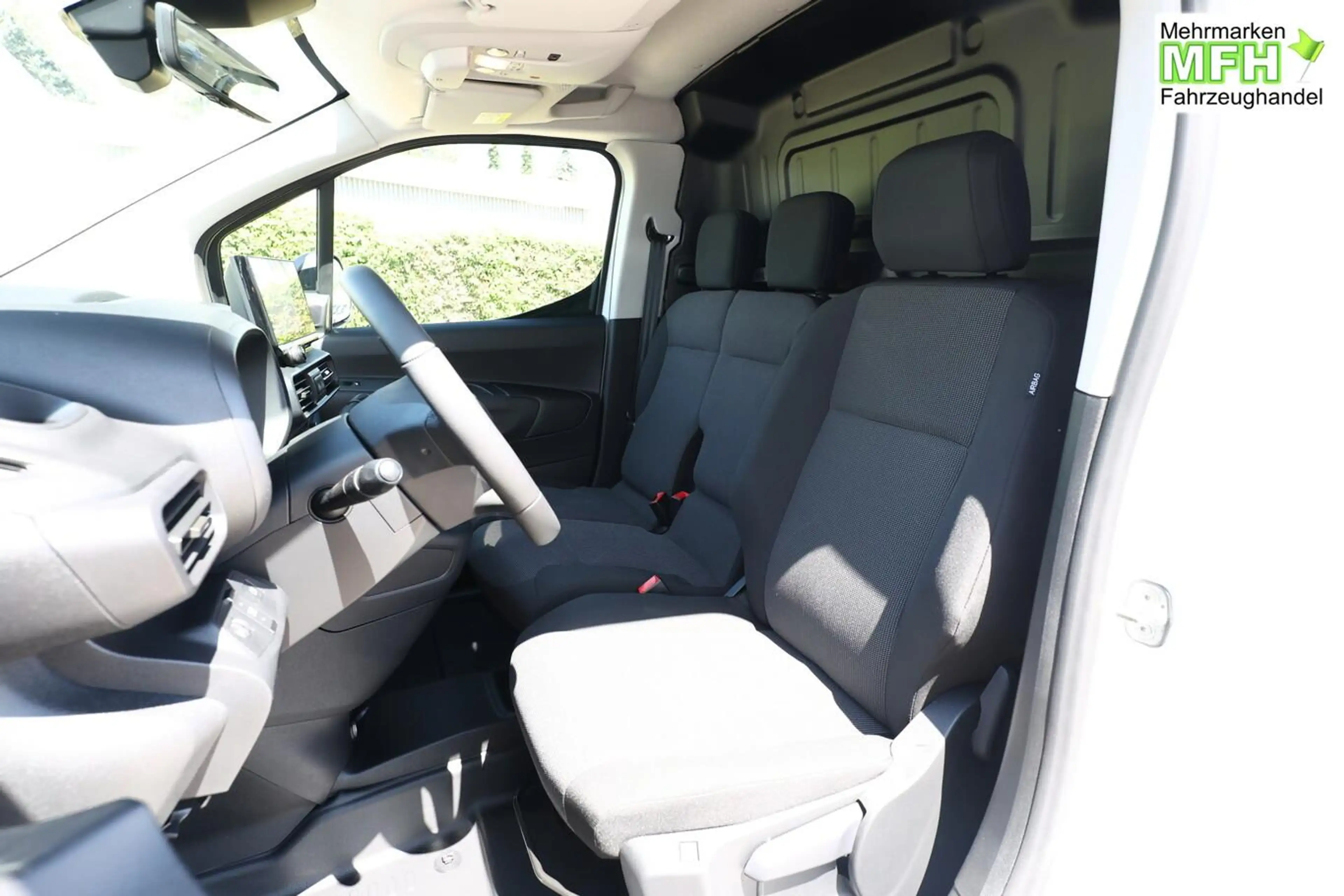 Opel Combo ComfortConnectP WinterP WorksiteP 75 kW (102 PS... — photo 5