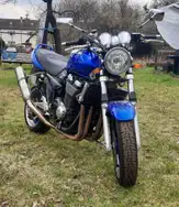 Acheter des moto Suzuki GSX 1400 Bleu d'occasion sur AutoScout24