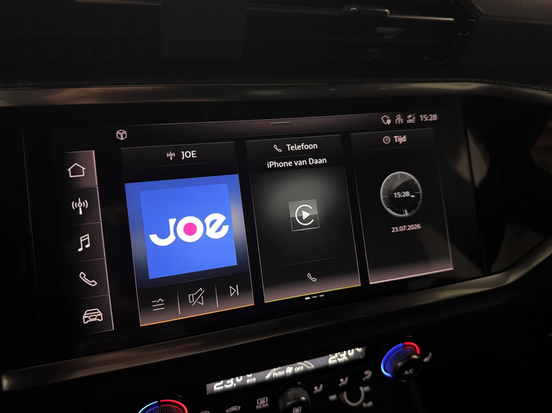 Audi Q3 45 TFSIe S-Line Black Edition Pano Sonos Virtual C — photo 44