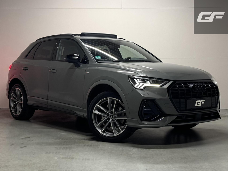 Audi Q3 45 TFSIe S-Line Black Edition Pano Sonos Virtual C
