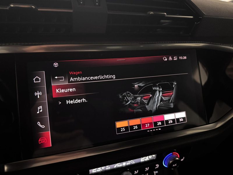 Audi Q3 45 TFSIe S-Line Black Edition Pano Sonos Virtual C — photo 43