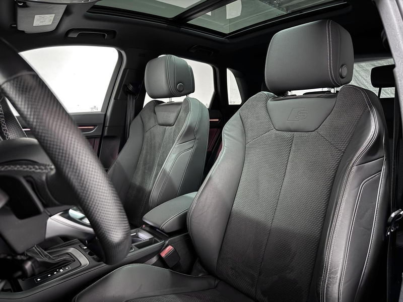 Audi Q3 45 TFSIe S-Line Black Edition Pano Sonos Virtual C — photo 19