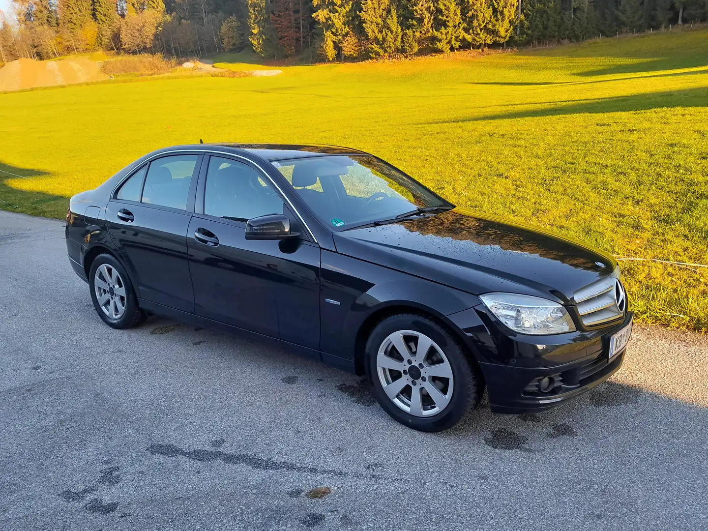 Mercedes-Benz C 180 C 180 Elegance CDI Aut. Elegance Schwarz - 1