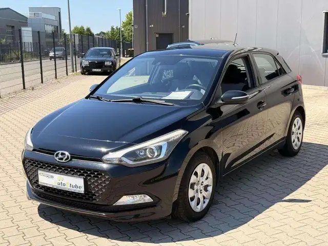 Hyundai i20 5 Trg.-Trend Klima Airbag-Telefon-Spurh.-Ass