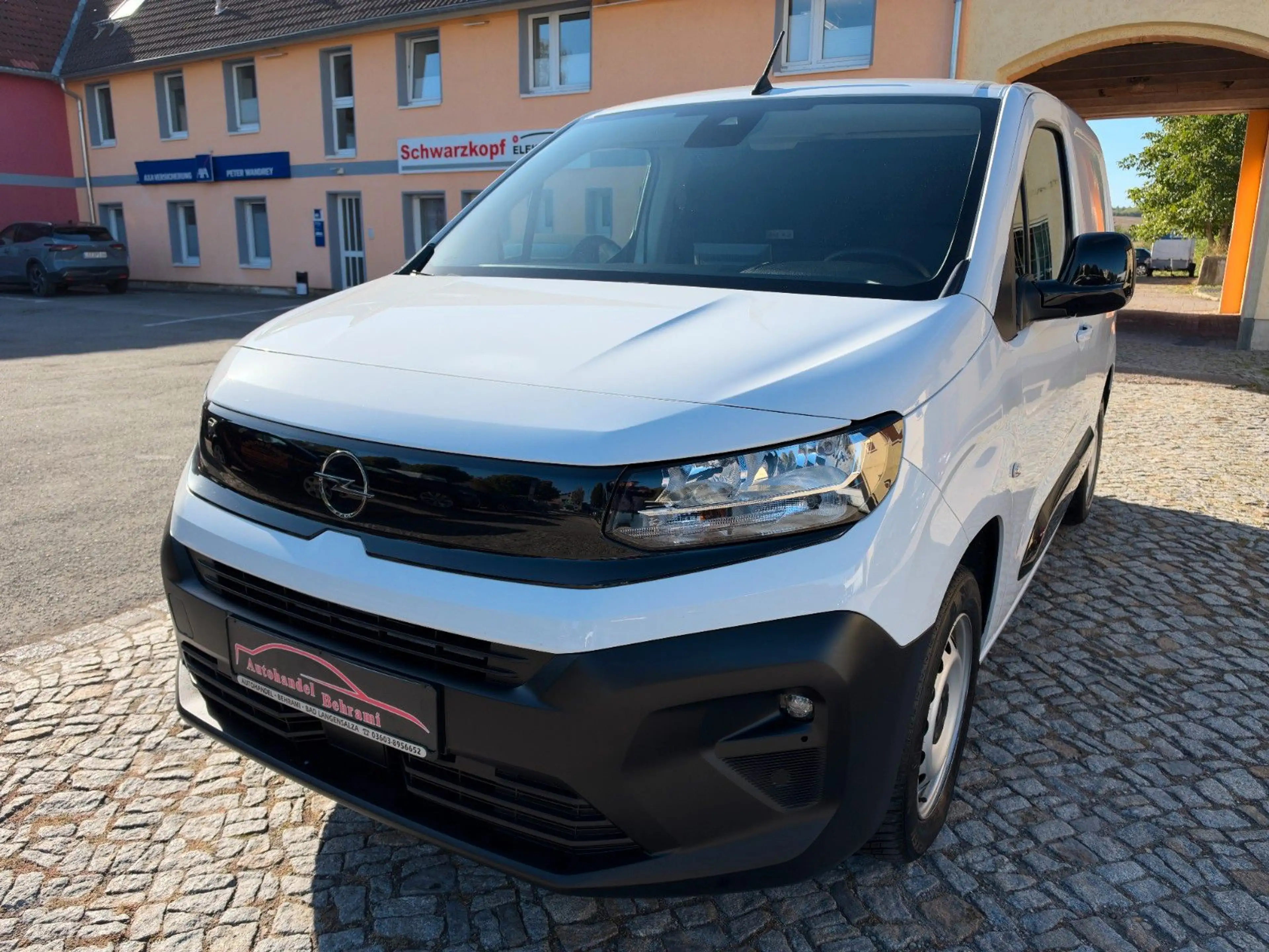 Opel Combo E 1.5 CDTI Cargo Klima Navi PDC 1.Hand