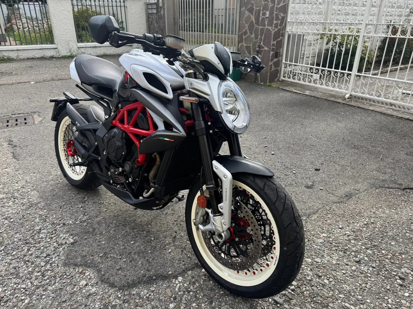 MV Agusta Dragster 800 RR Bianco - 2