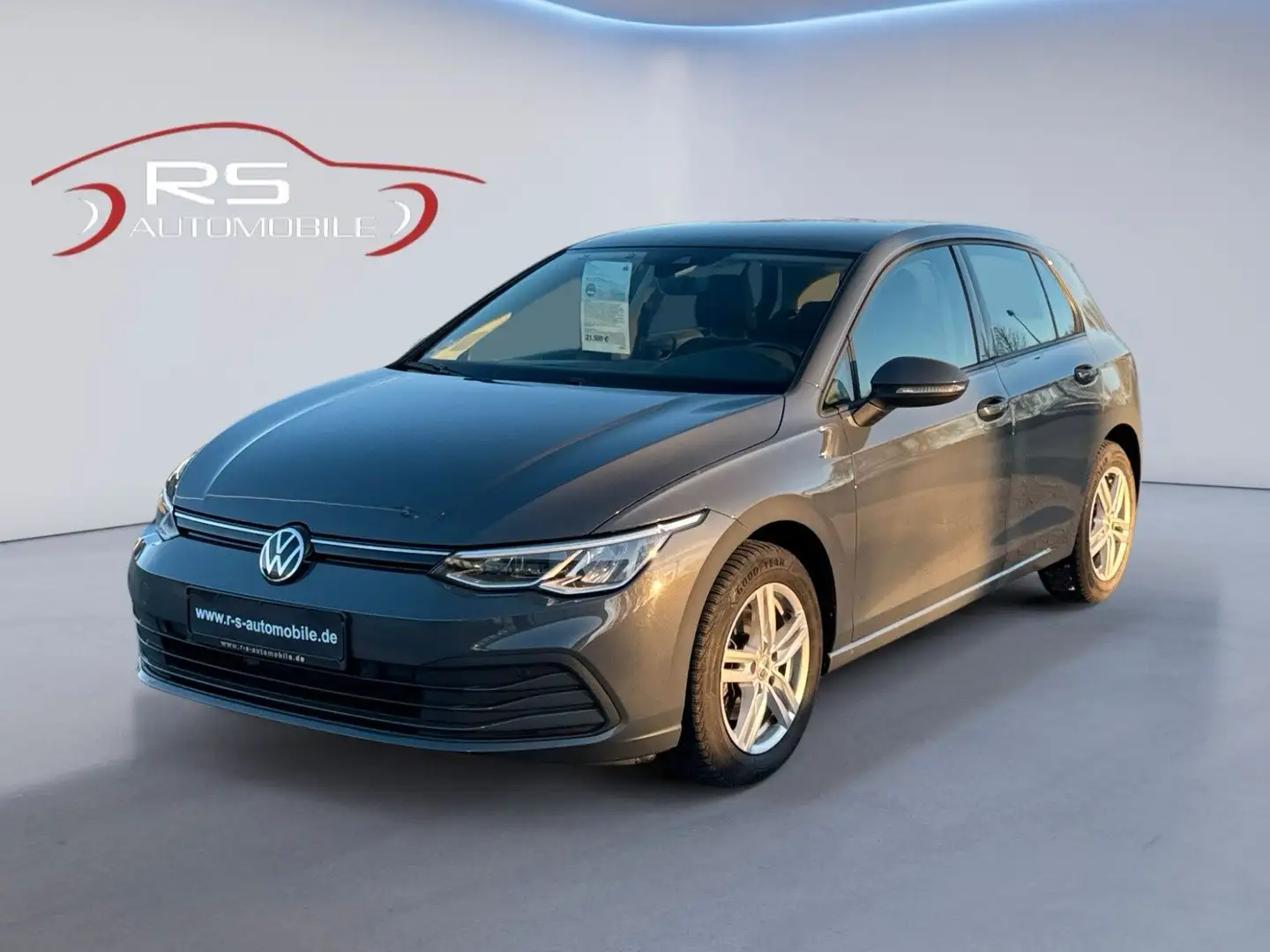 Volkswagen Golf VIII Lim. Life Gris - 1