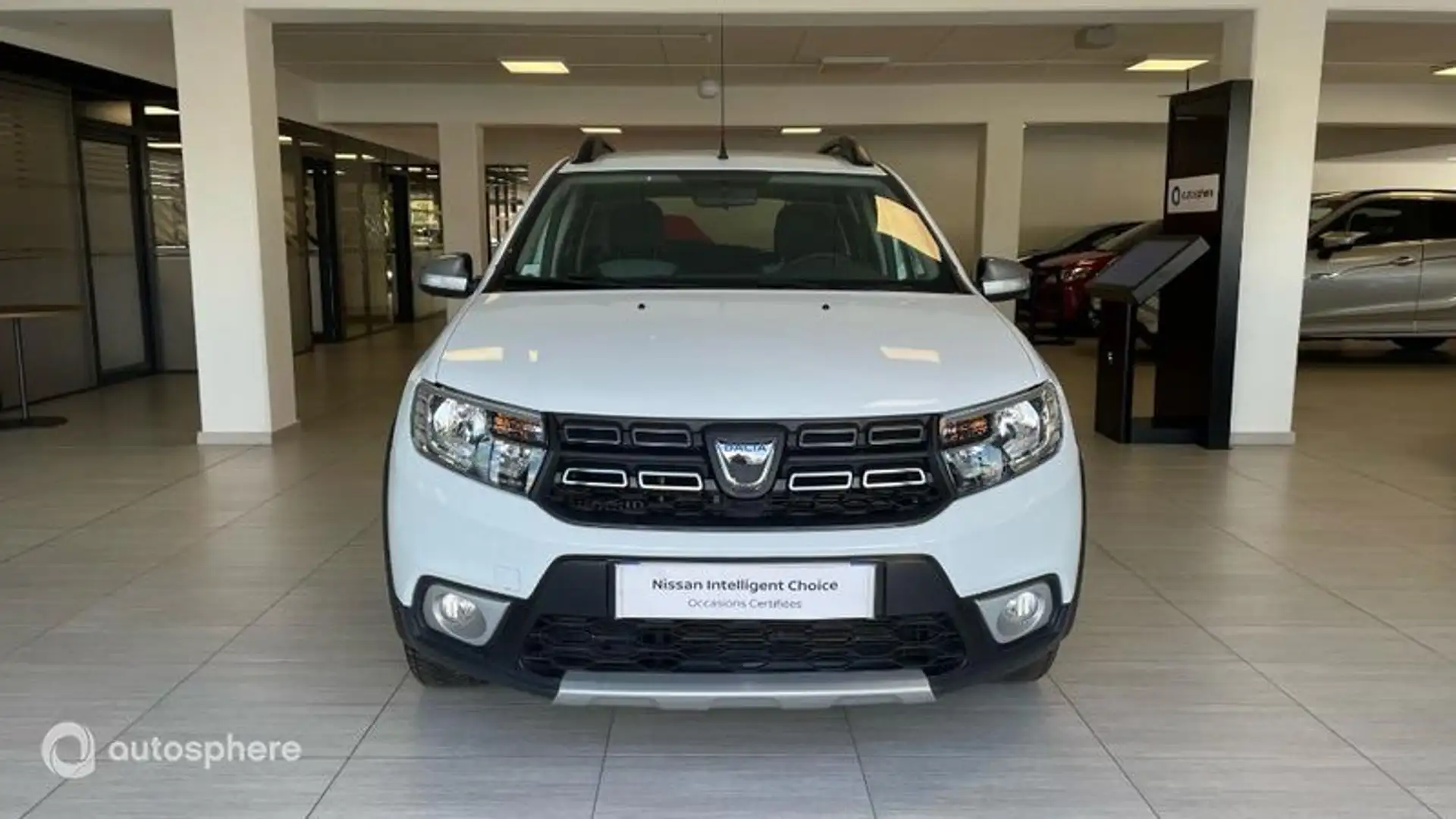 Dacia Sandero 0.9 TCe 90ch Stepway - 20 - 2