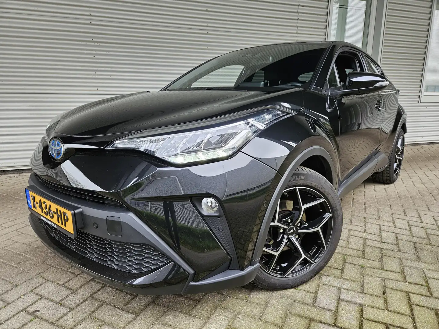 Toyota C-HR 2.0 Hybrid TeamNL Zwart - 2