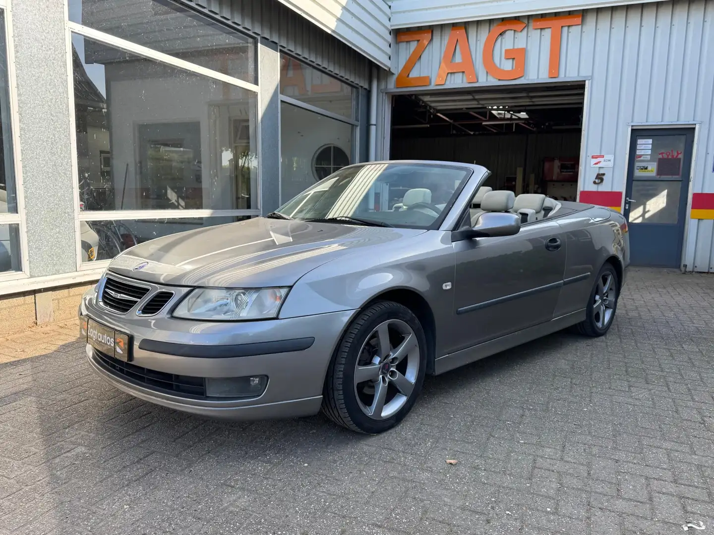 Saab 9-3 Cabrio 1.8t Vector Grijs - 1