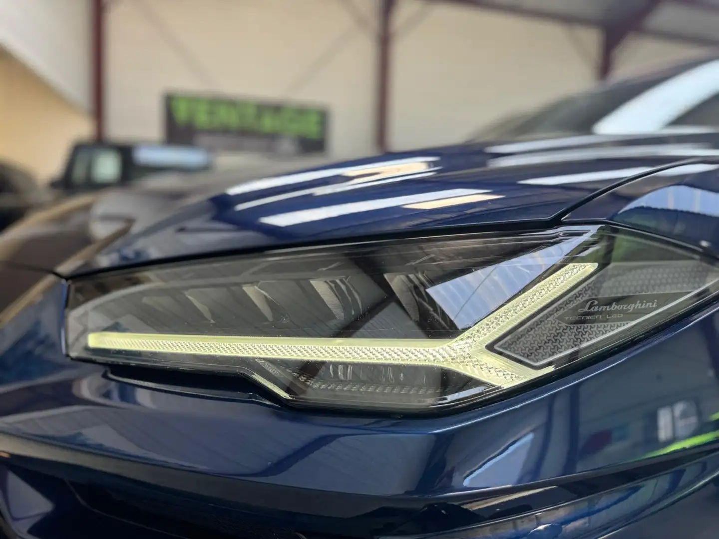 Lamborghini Urus Urus 4.0 V8 650 ch BVA8 Bleu - 2