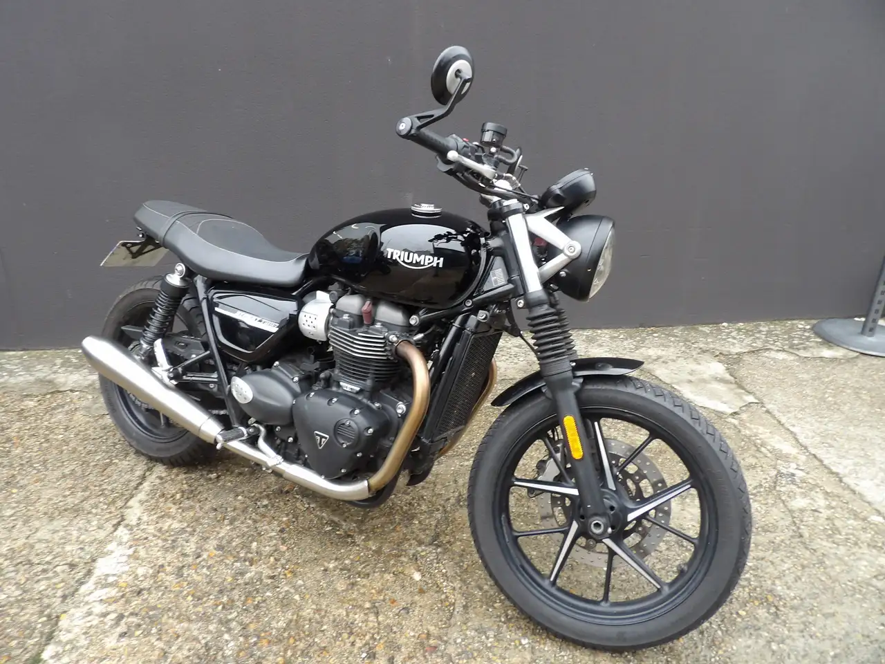 Triumph Street Twin