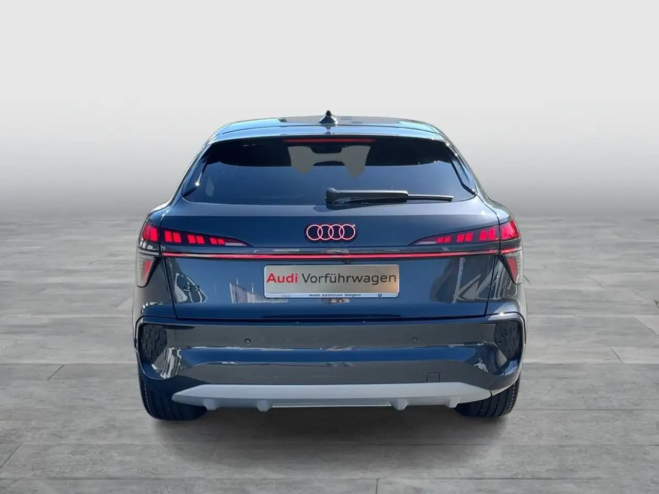 Audi Q3 e-hybrid AHK*MATRIX*PANO*TECH PLUS* 4