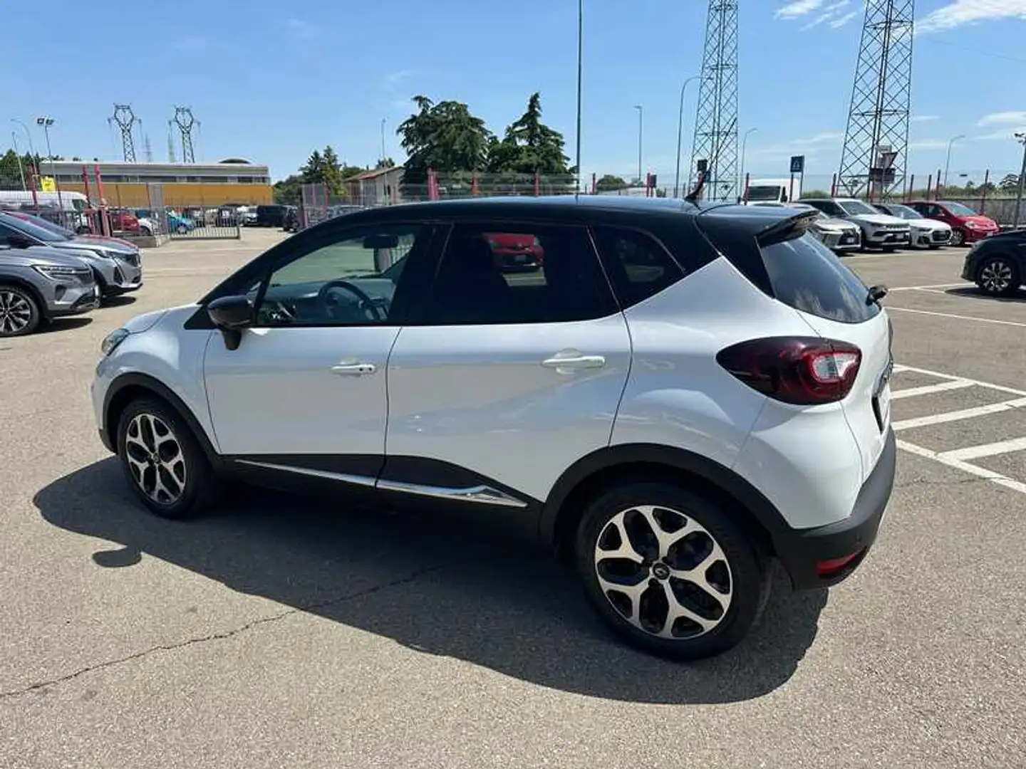 Renault Captur 1.5 blue dCi 115 CV Intens White - 2
