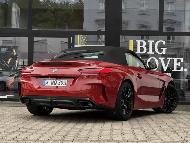 BMW Z4 view 3