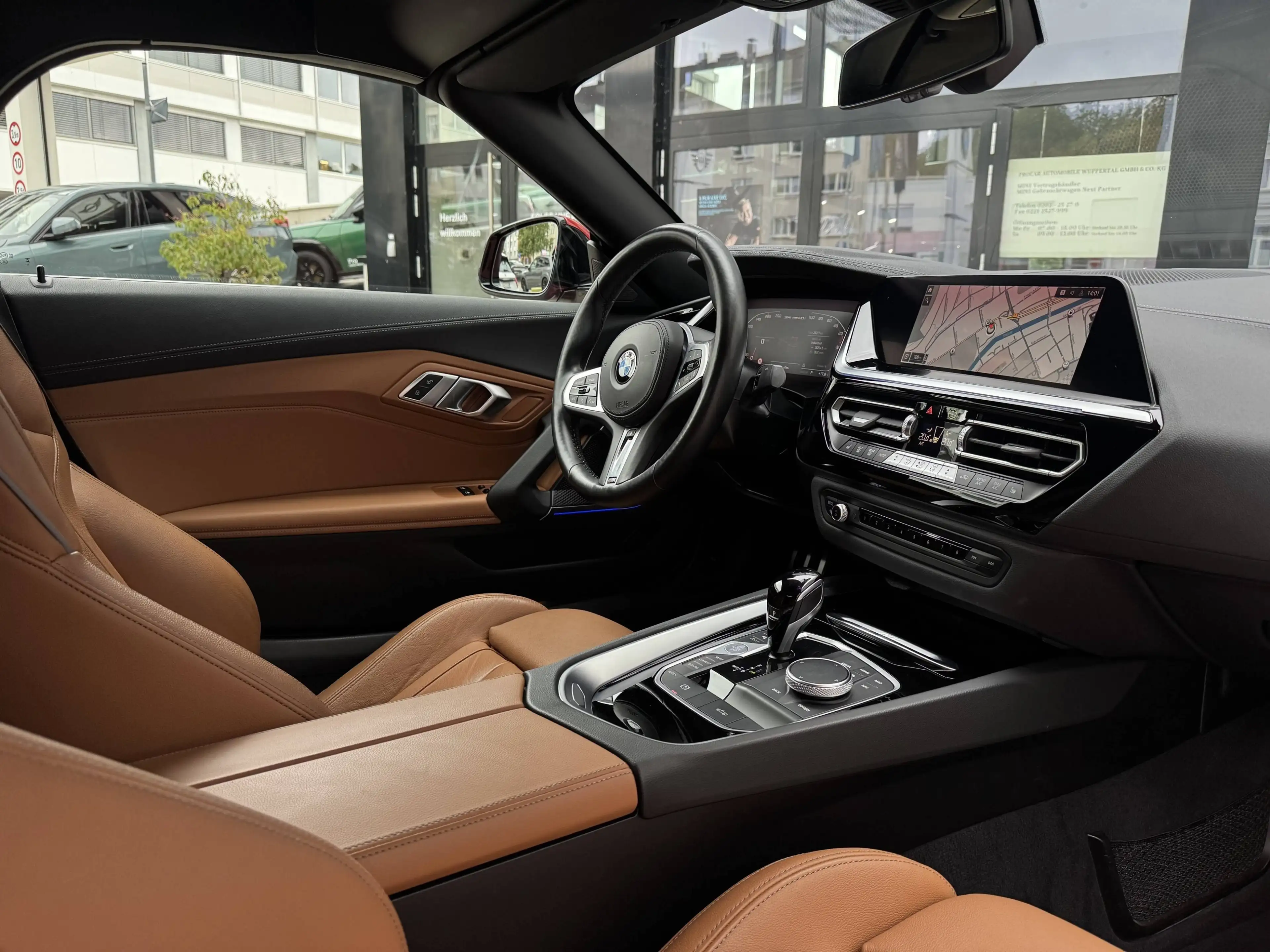 BMW Z4 M40i DA PA AdapLED RFK Lhz. HuD HiFi 19" LMR — photo 5