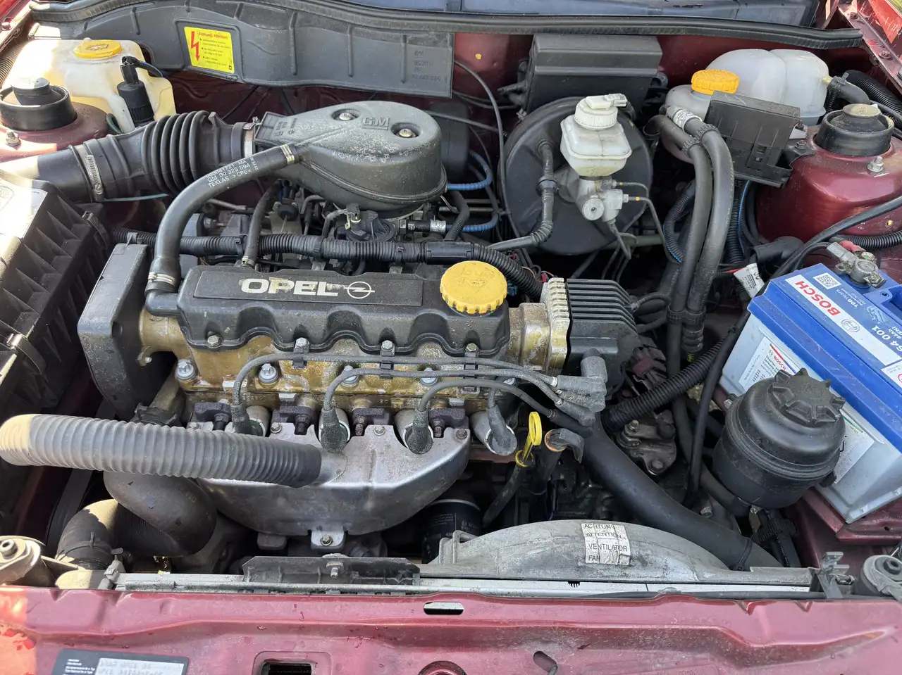 Opel Astra Tailgate X1.6szr Automaat, foto 8