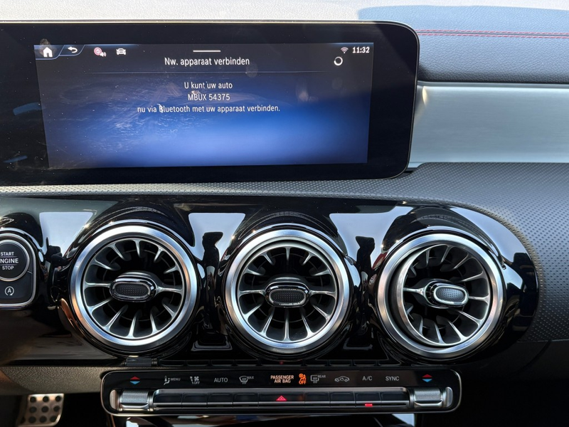 Mercedes-Benz CLA 180 CLA 180 AUT. FACELIFT PANO-DAK NAVI SFEERVERLICHTI — photo 9