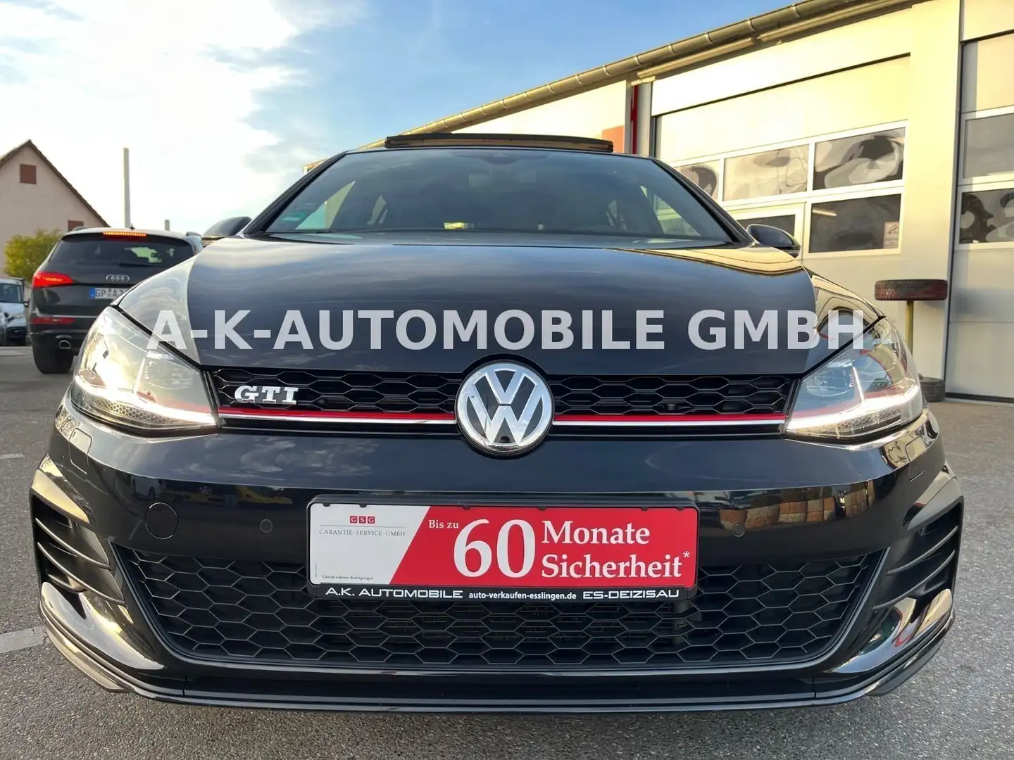 Volkswagen Golf VII Lim. GTI*DIG.COCKPIT*PANO*DSG*ACC*SHZ* Schwarz - 1