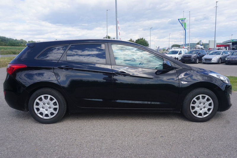Hyundai i30 Europe Plus 1,4 — photo 7