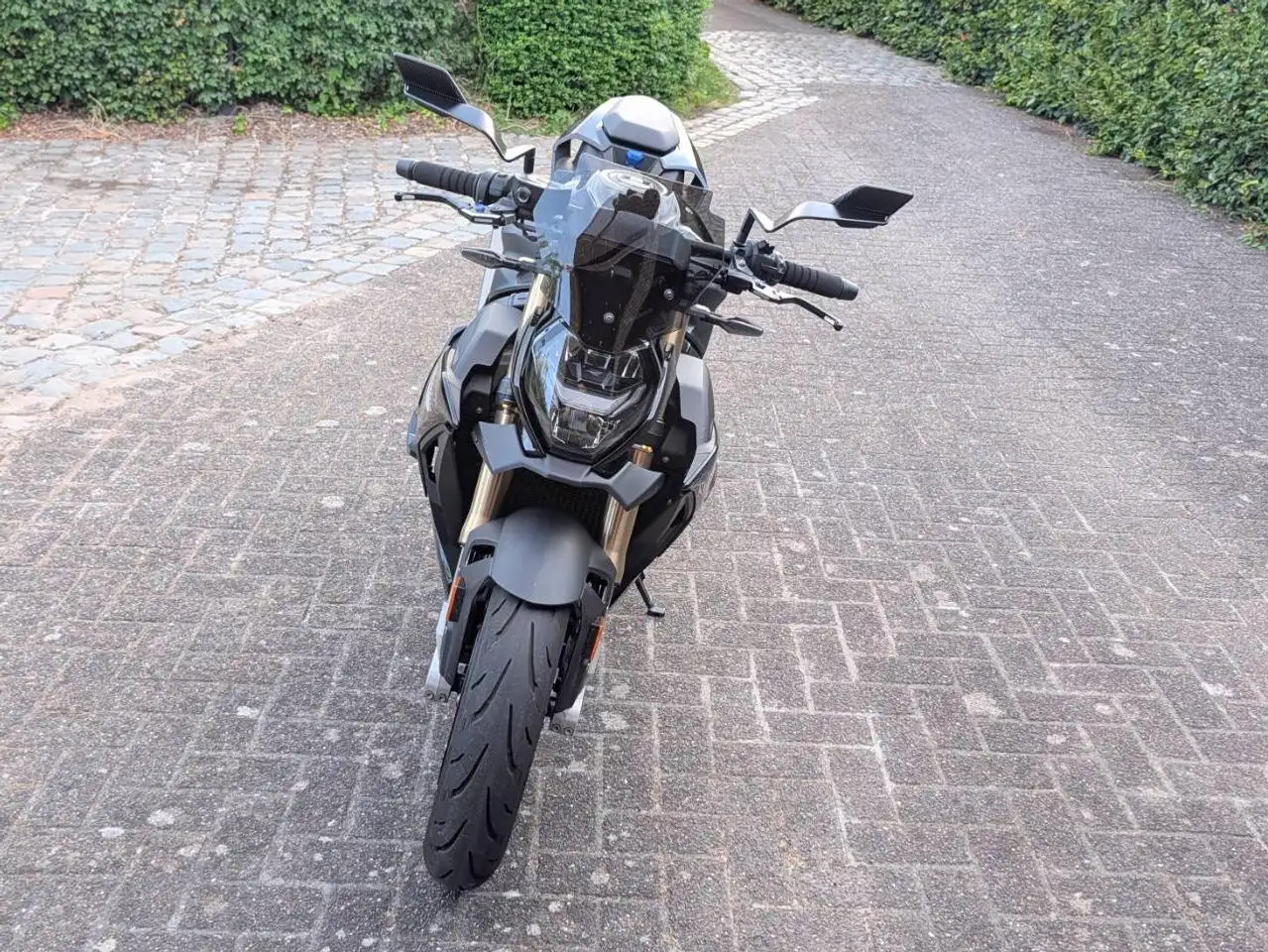BMW S 1000 R