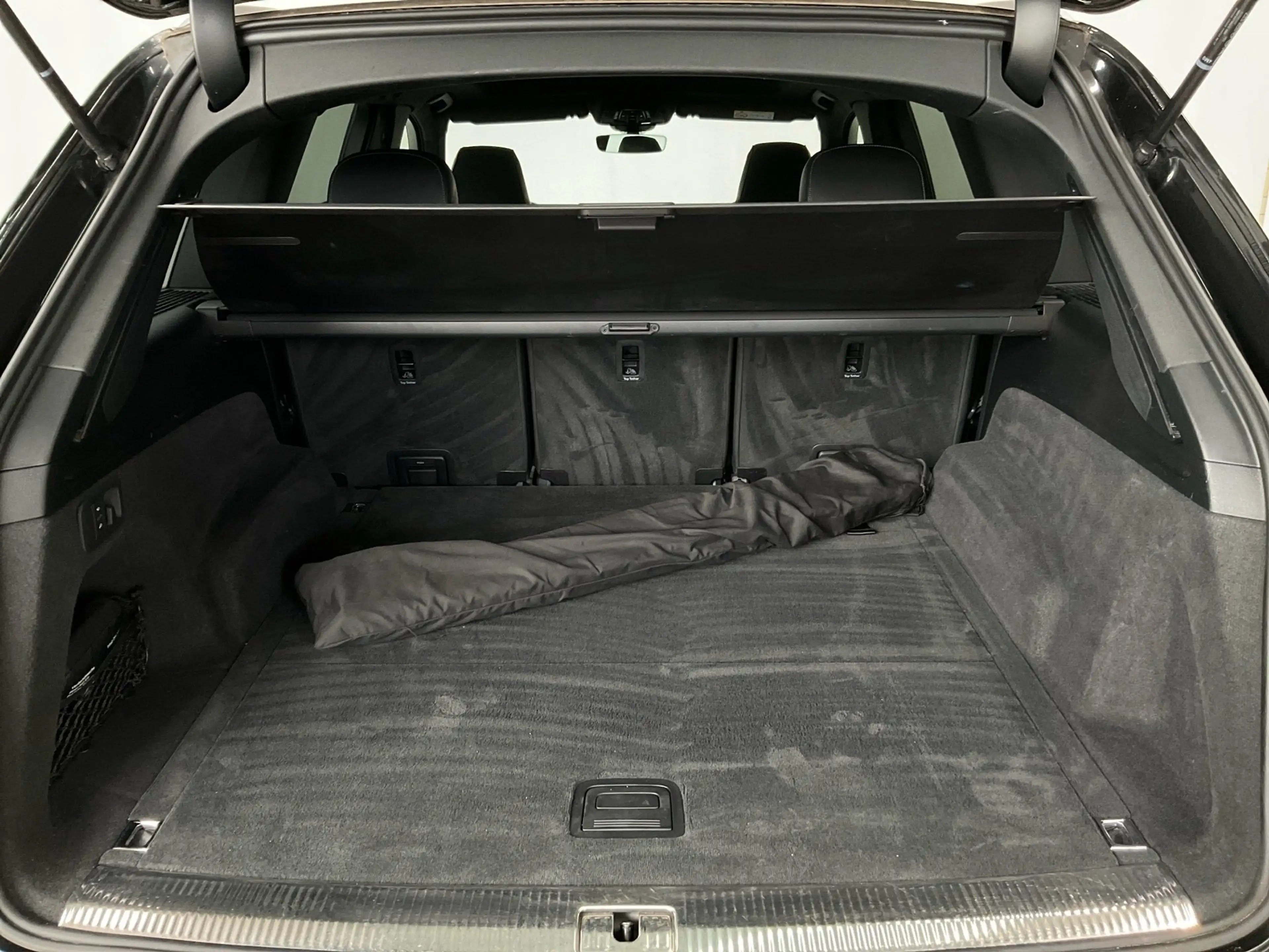 Audi SQ7 COMPETITION PLUS BLACK EDITION 507PS QUATTRO ACC.K — photo 8