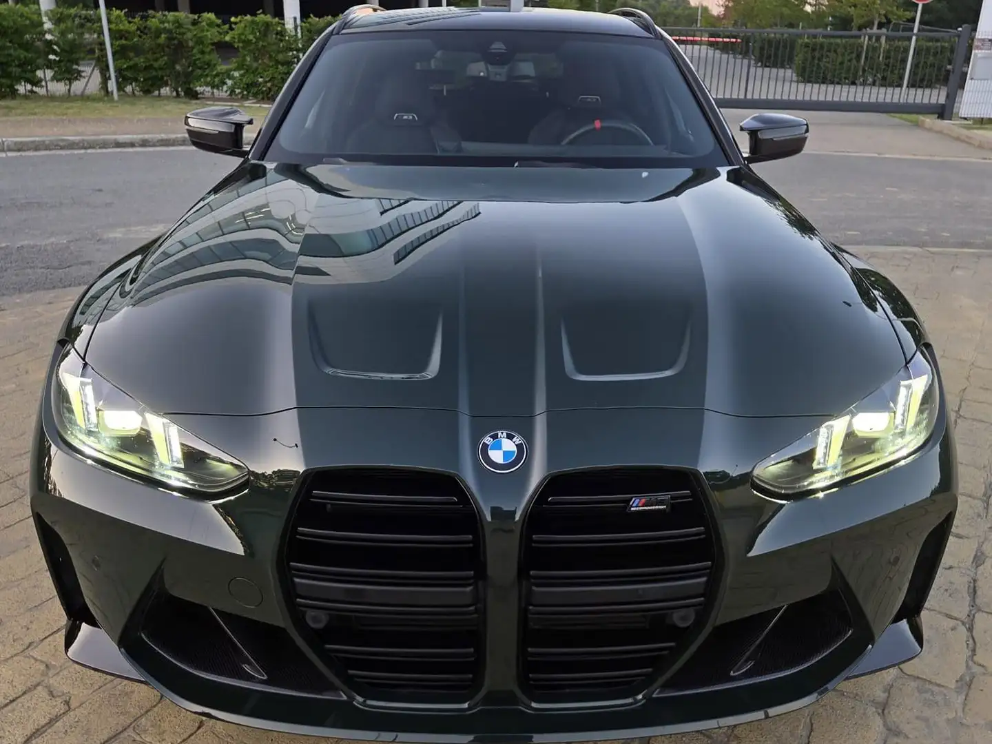 BMW M3 Touring xDrive Competition M Groen - 2