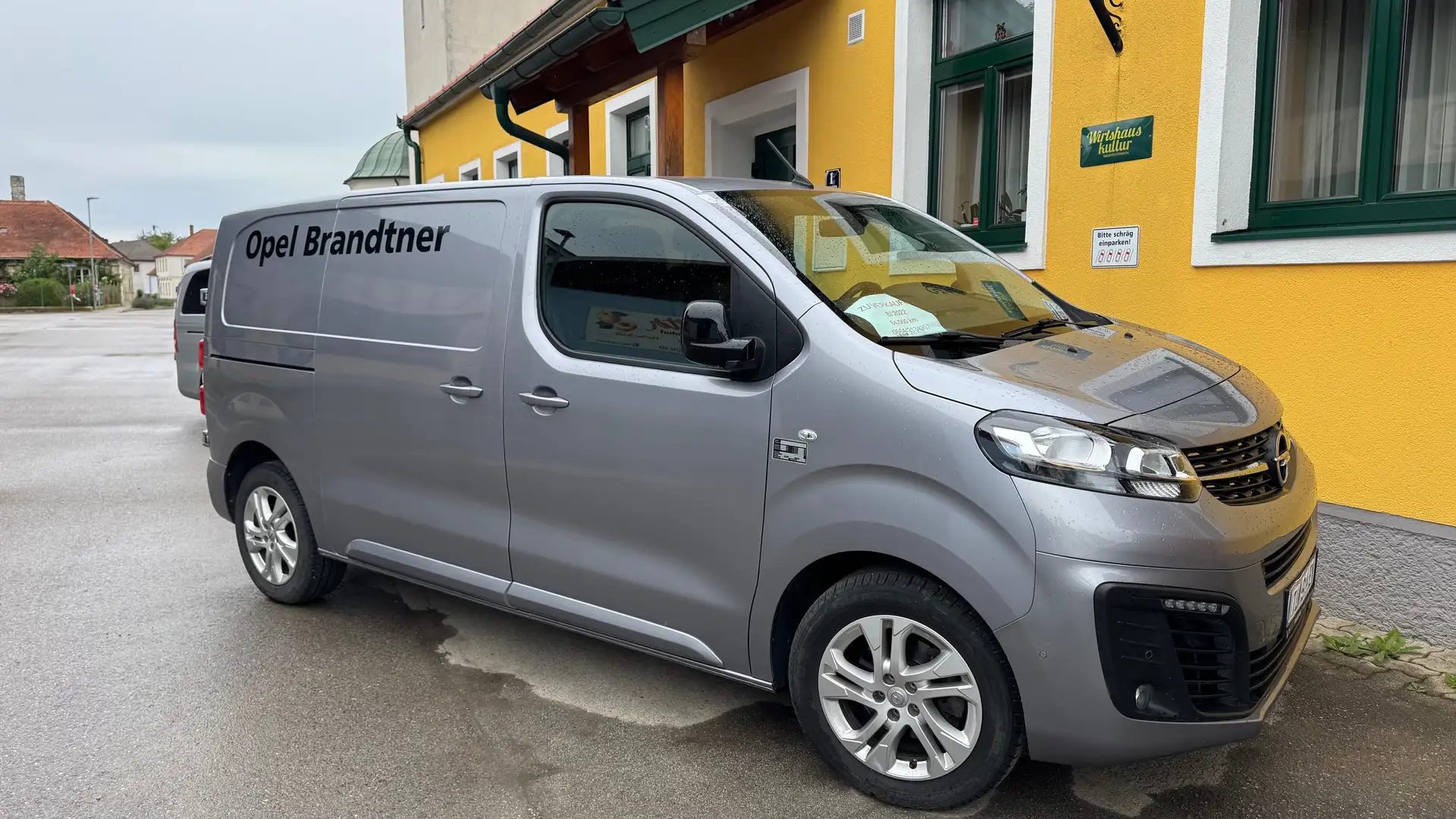 Opel Vivaro Silber - 1