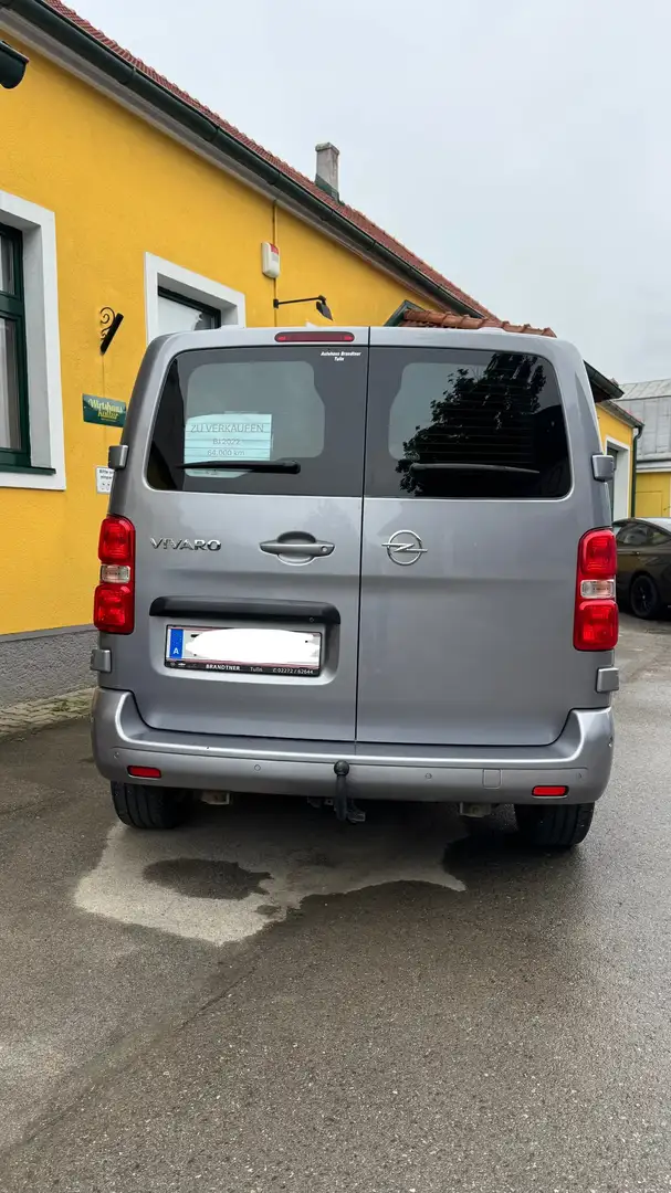 Opel Vivaro Silber - 2