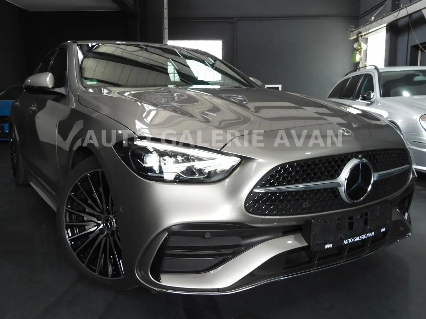 Mercedes-Benz C 200 D AMG-LINE Silber - 1