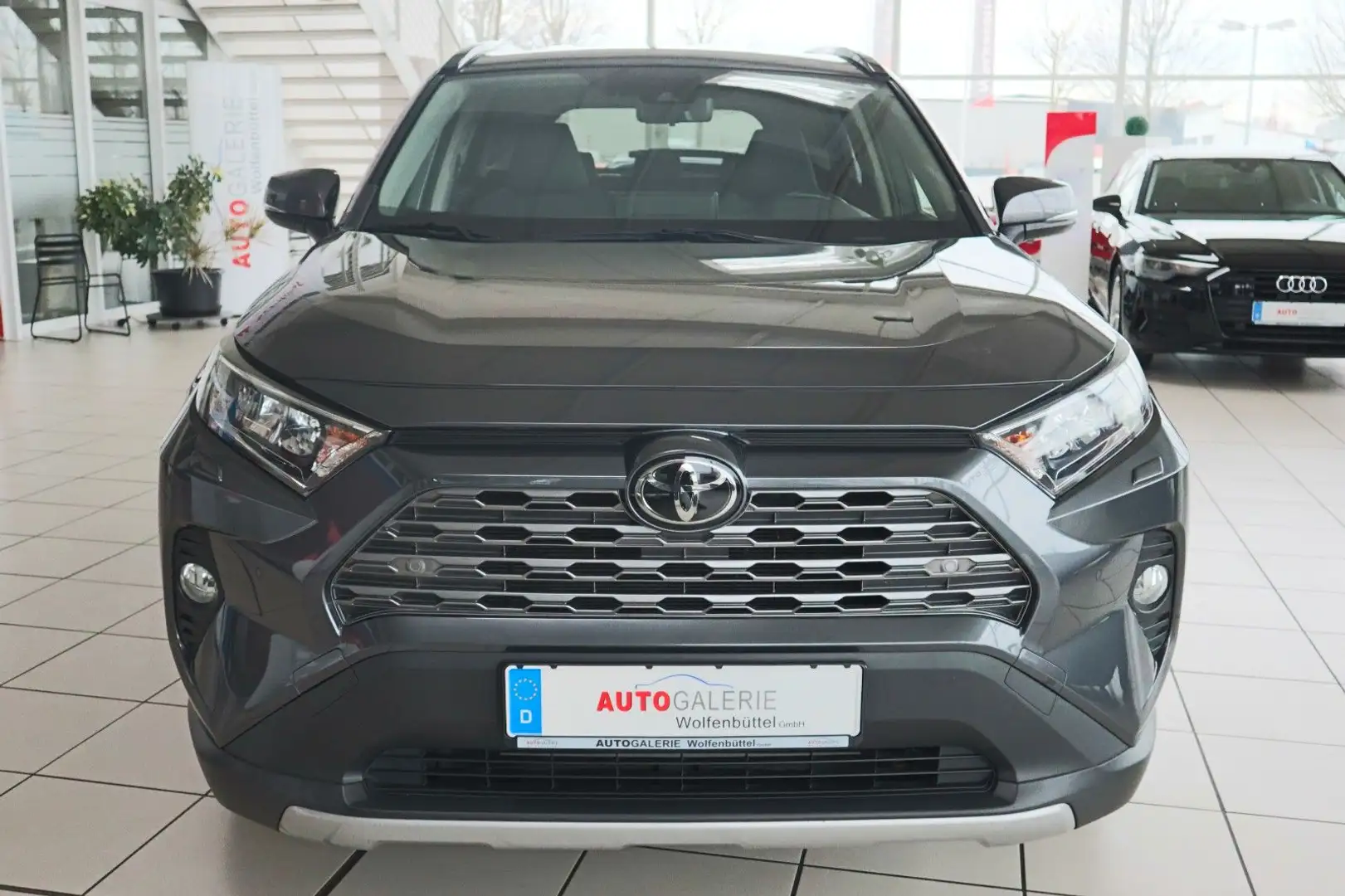 Toyota RAV 4 RAV4 Club AHK LED Standheizung Kamera Grau - 2