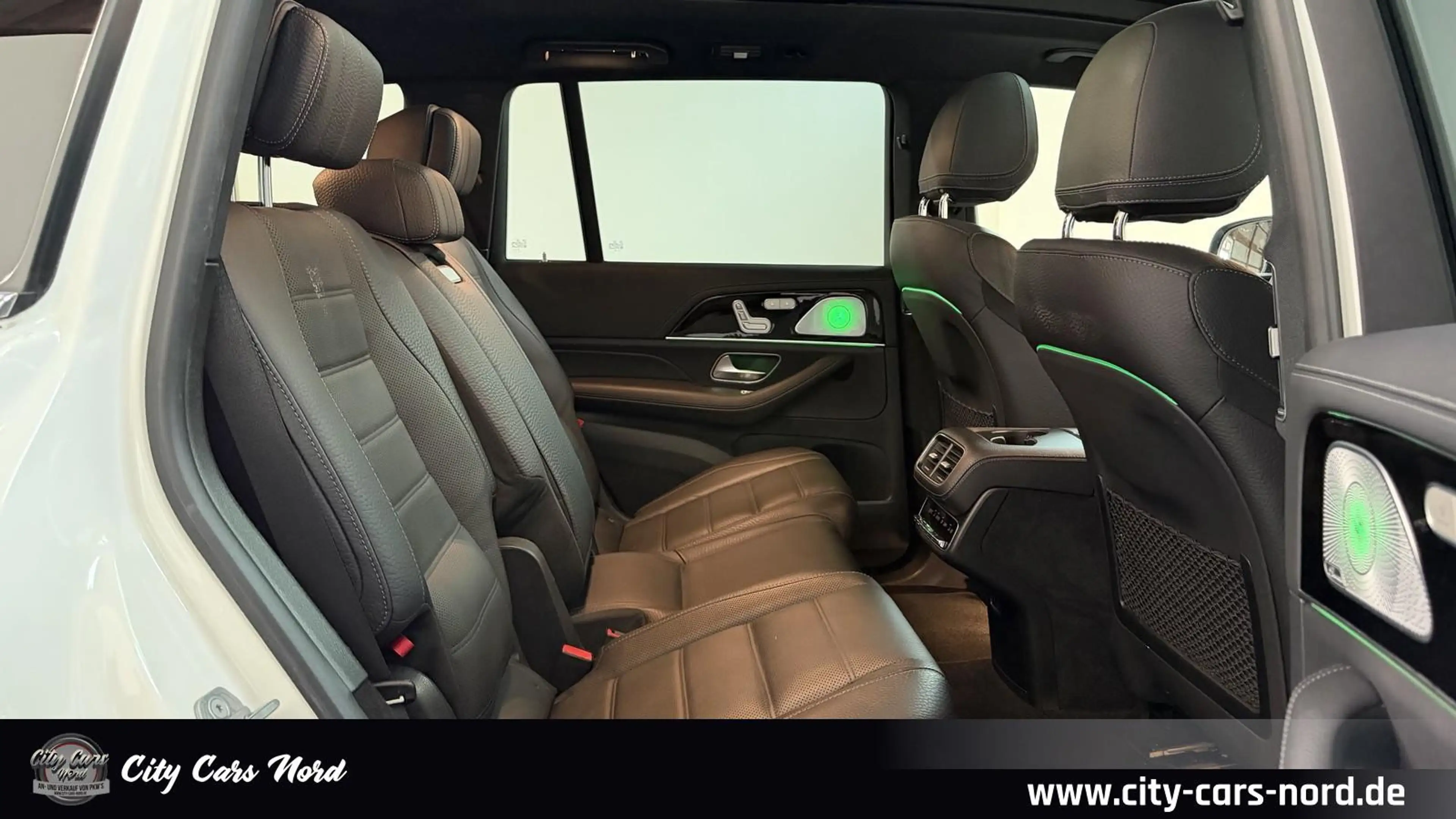 Mercedes-Benz GLS 400 d 4Matic MAYBACH PANO-AHK-STDH-HUD-23Z — photo 27