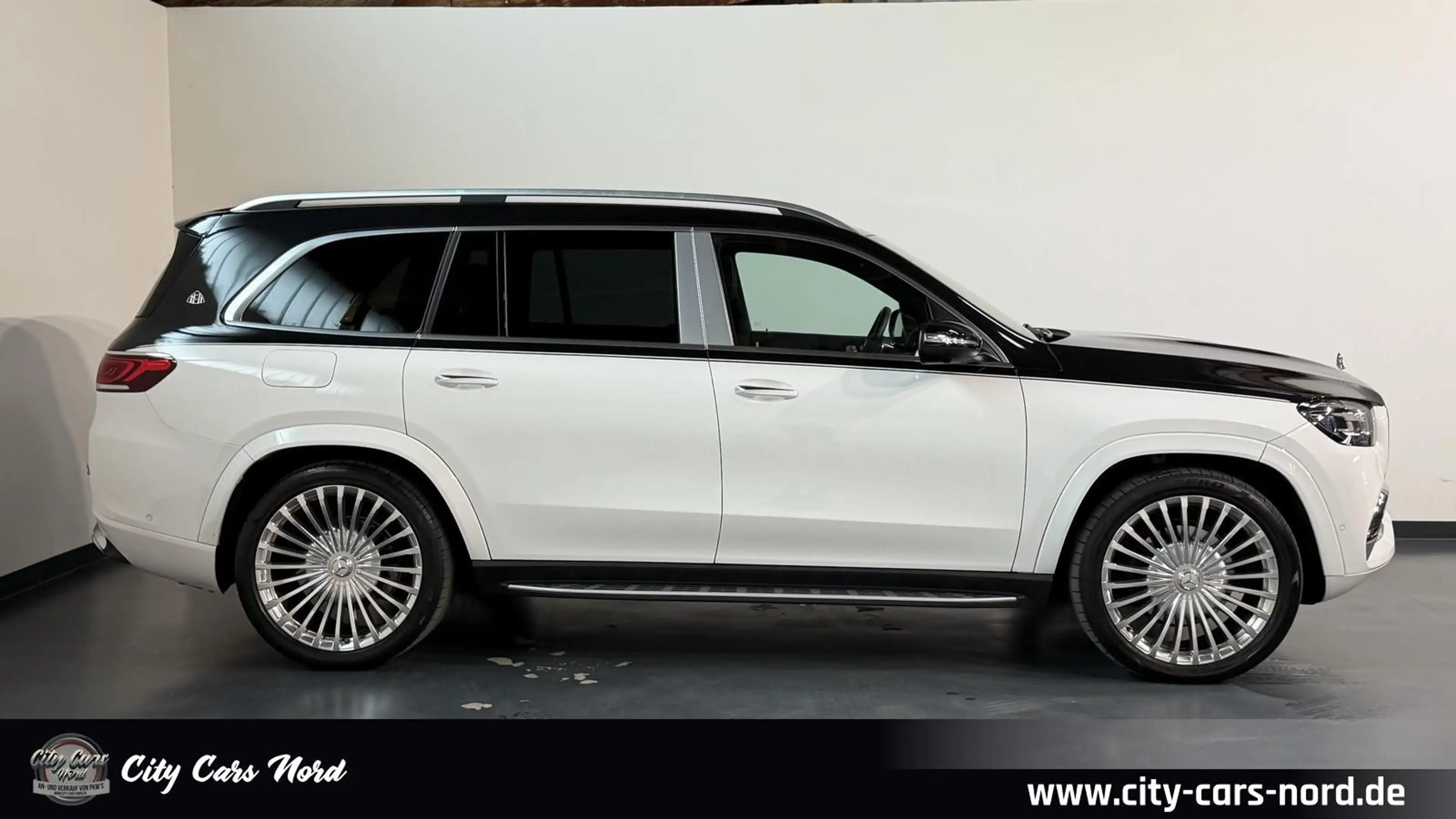 Mercedes-Benz GLS 400 d 4Matic MAYBACH PANO-AHK-STDH-HUD-23Z — photo 6