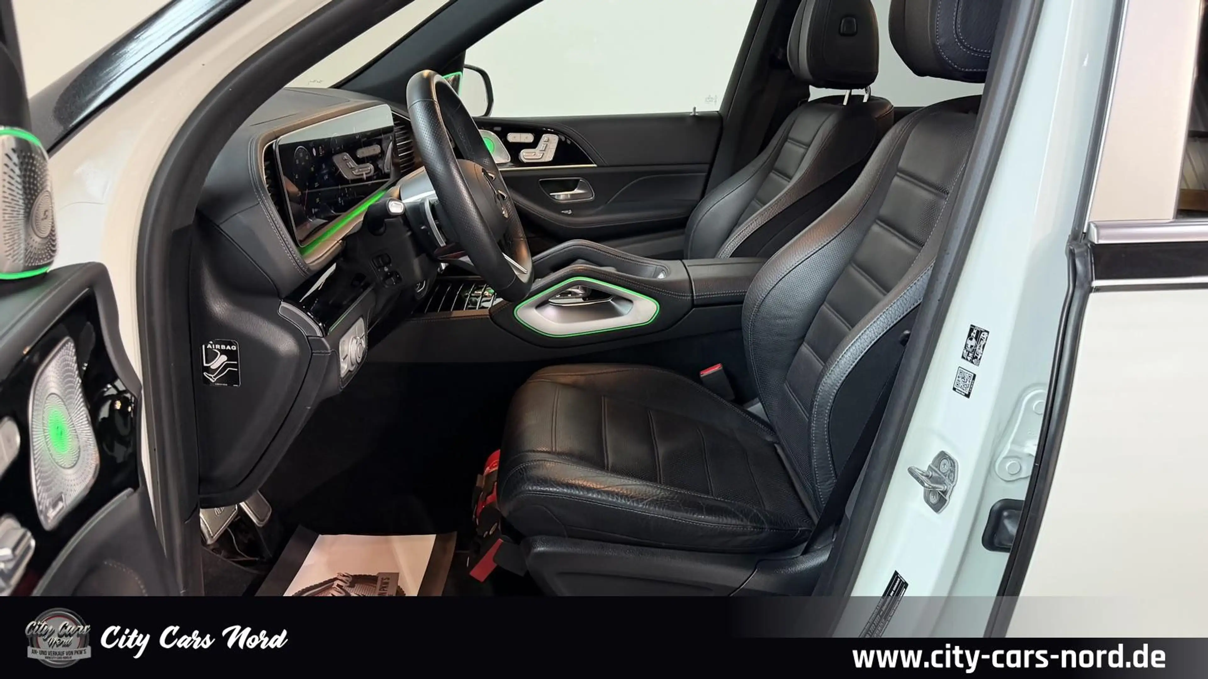 Mercedes-Benz GLS 400 d 4Matic MAYBACH PANO-AHK-STDH-HUD-23Z — photo 13