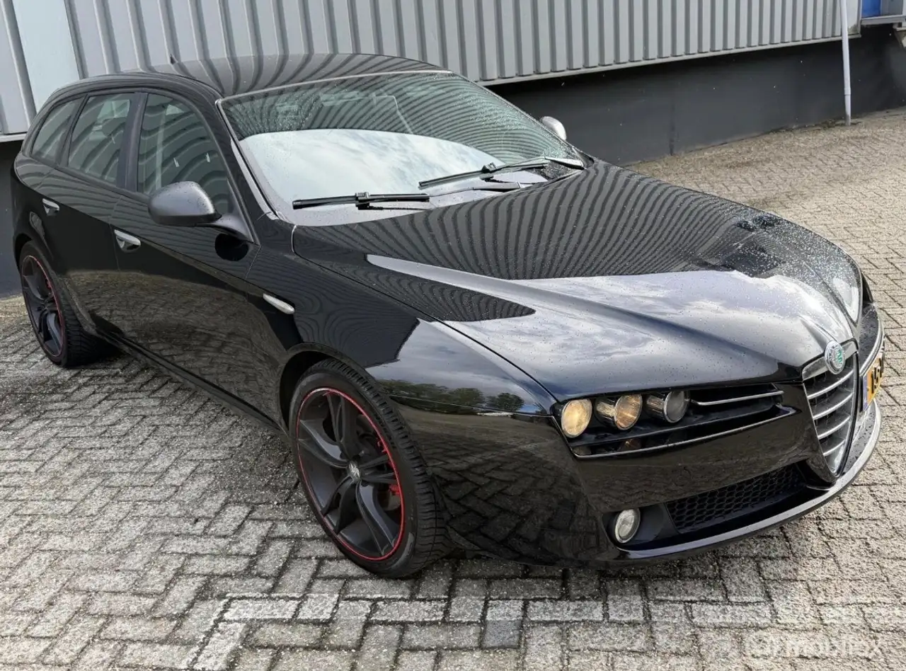 Alfa Romeo 159