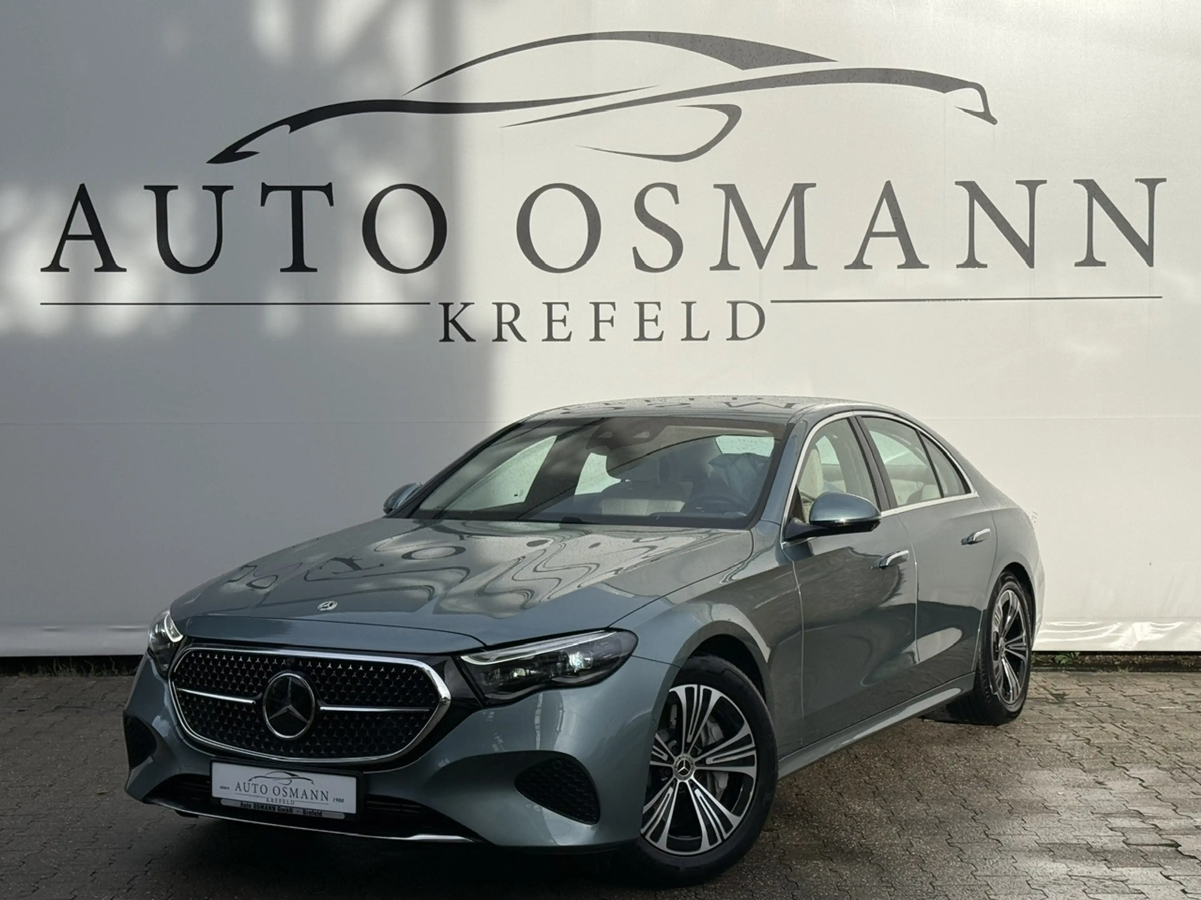 Mercedes-Benz E 220 d 4Matic 9G-TRONIC Edition AVANTGARDE — photo 31