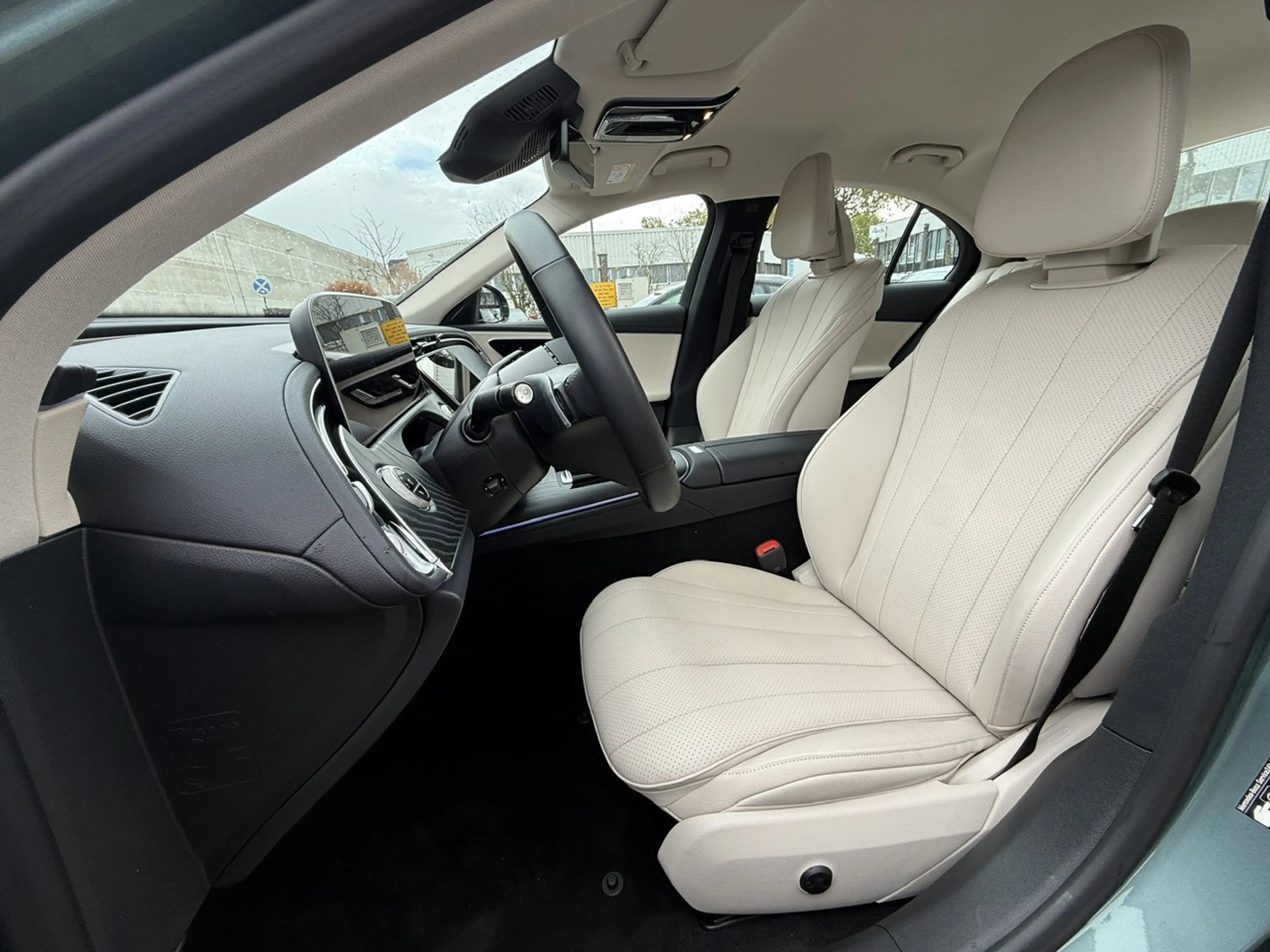 Mercedes-Benz E 220 d 4Matic 9G-TRONIC Edition AVANTGARDE — photo 8