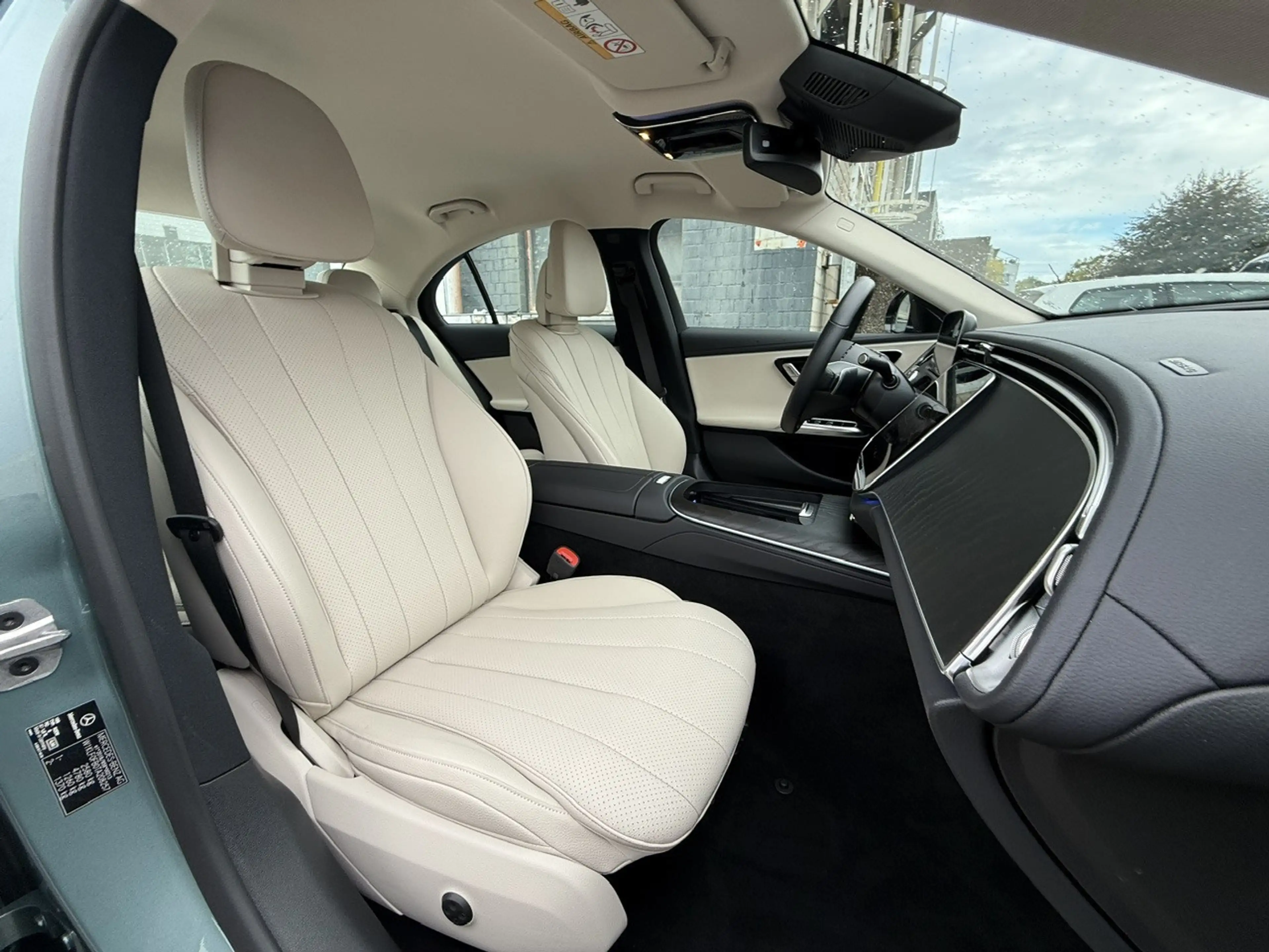 Mercedes-Benz E 220 d 4Matic 9G-TRONIC Edition AVANTGARDE — photo 10