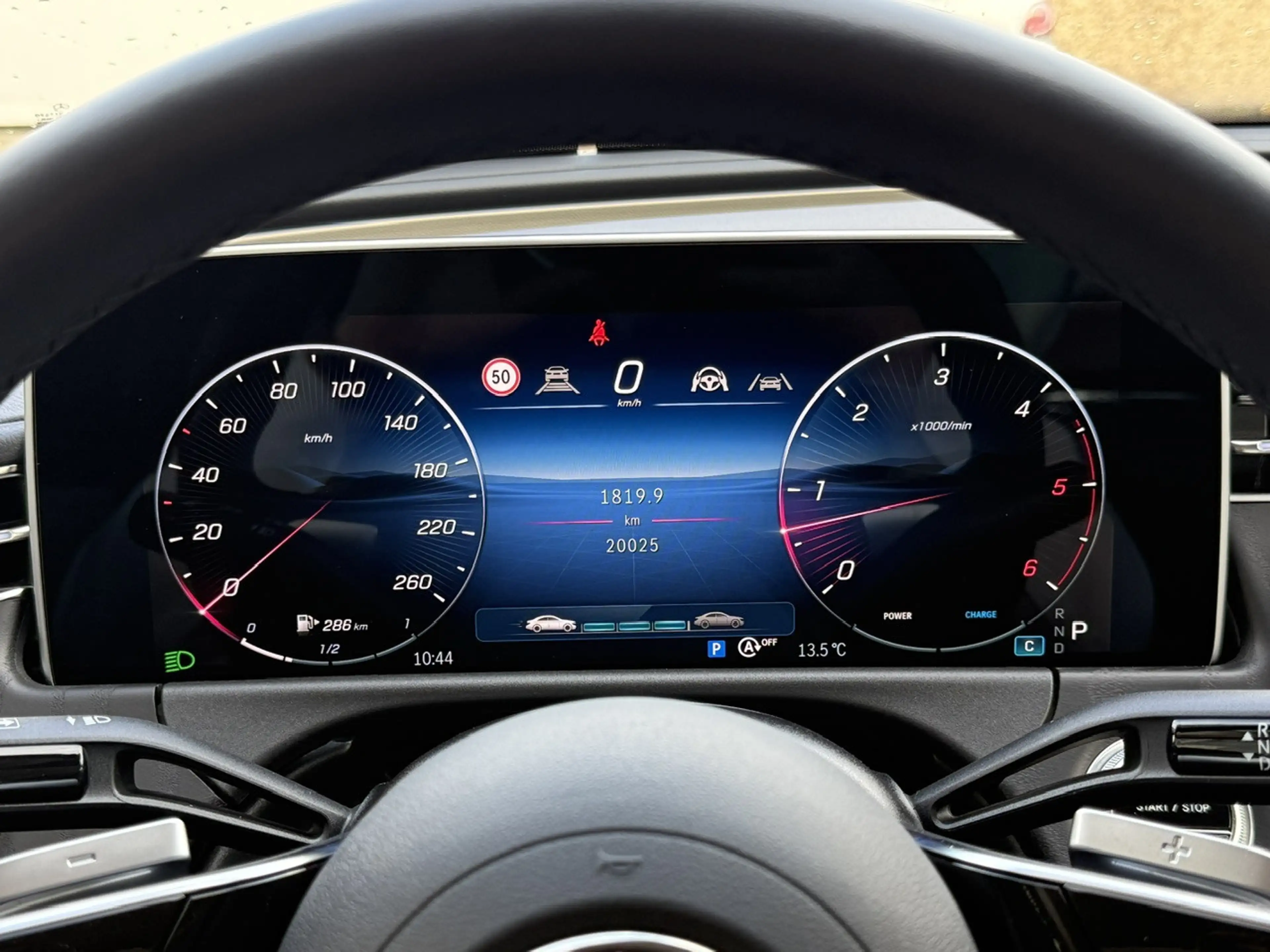 Mercedes-Benz E 220 d 4Matic 9G-TRONIC Edition AVANTGARDE — photo 25