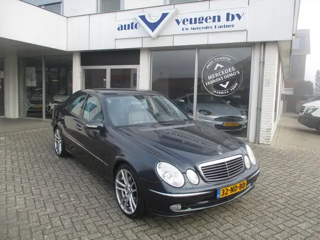 Mercedes-Benz E 320 3.2 E320 SEDAN AUT Avantgarde/2e EIG/Youngtimer