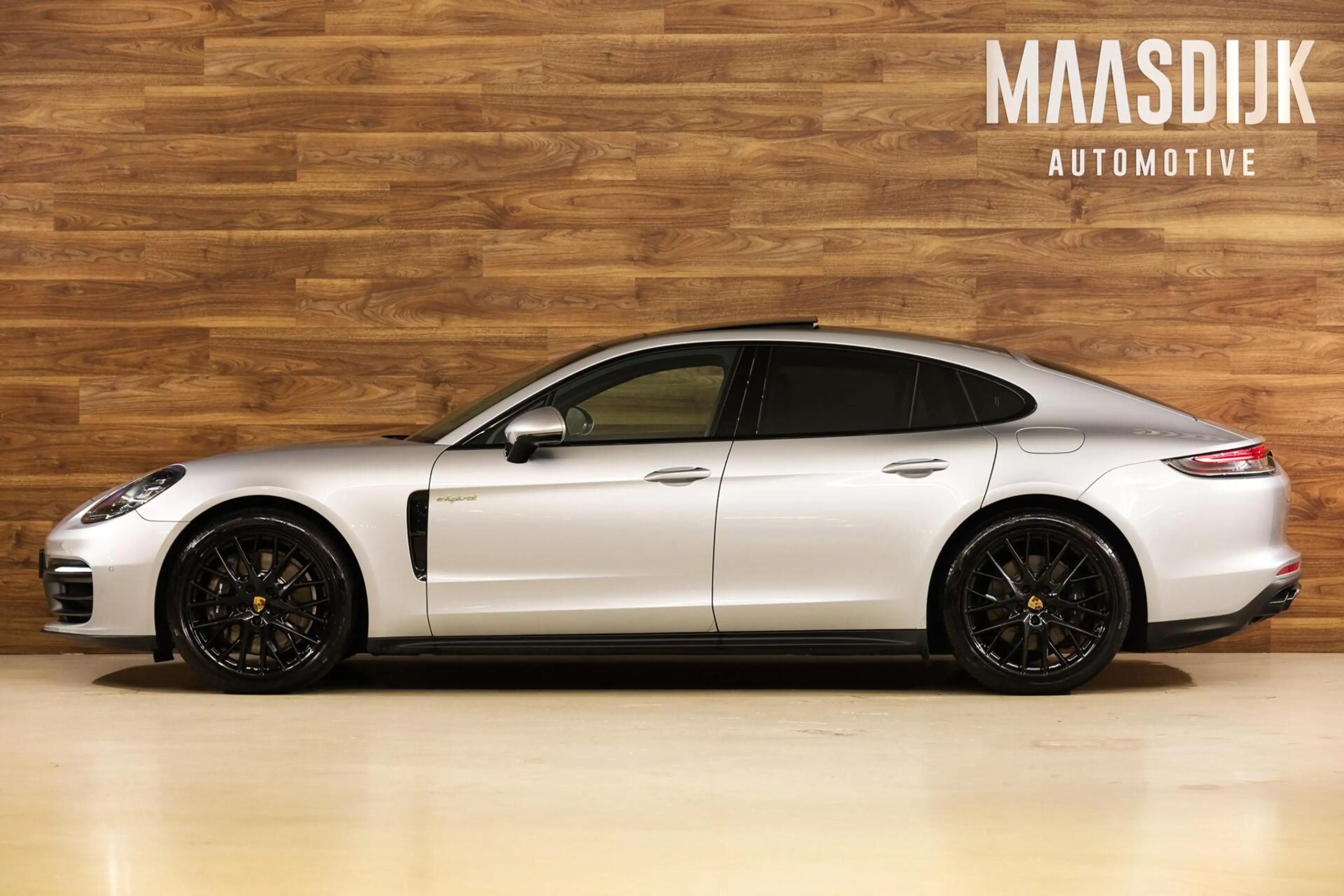 Porsche Panamera 2.9 4 E-Hybrid|Pano|Chrono|Dealer|Camera| — photo 14
