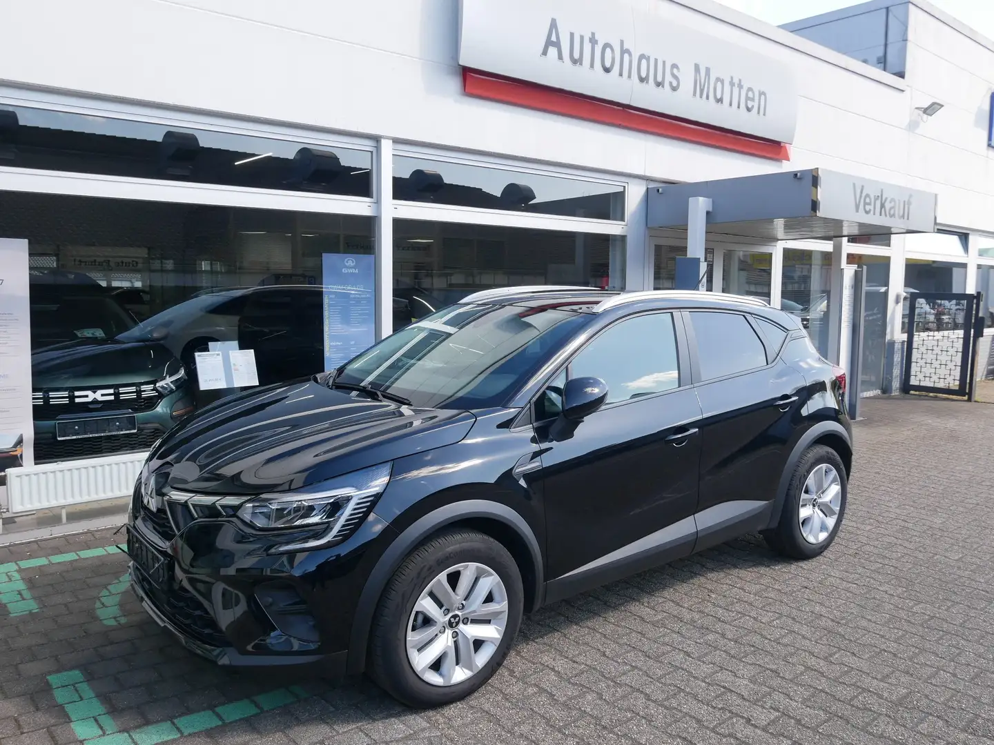 Mitsubishi ASX Plus Schwarz - 1
